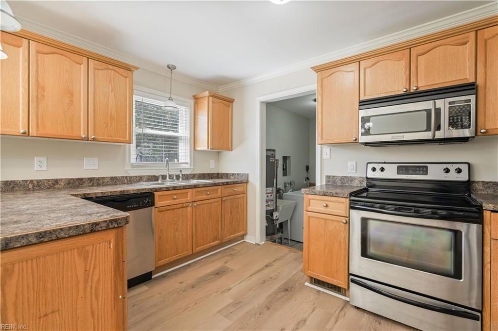 361 King Christian CIR