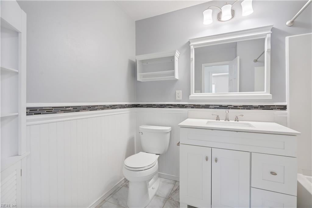 361 King Christian CIR