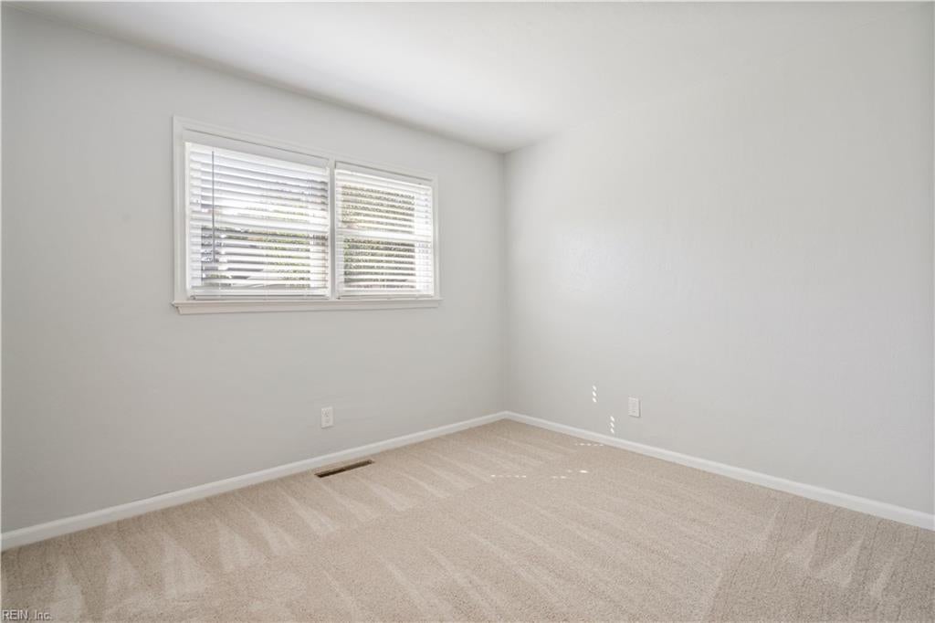 361 King Christian CIR