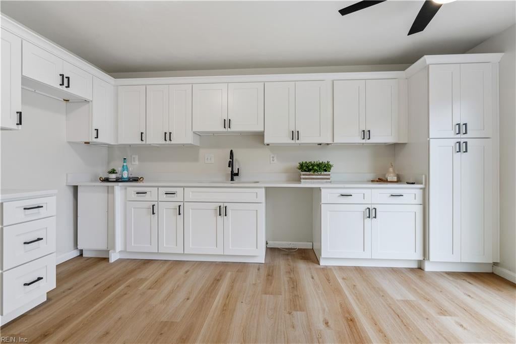 1109 Seabright CT
