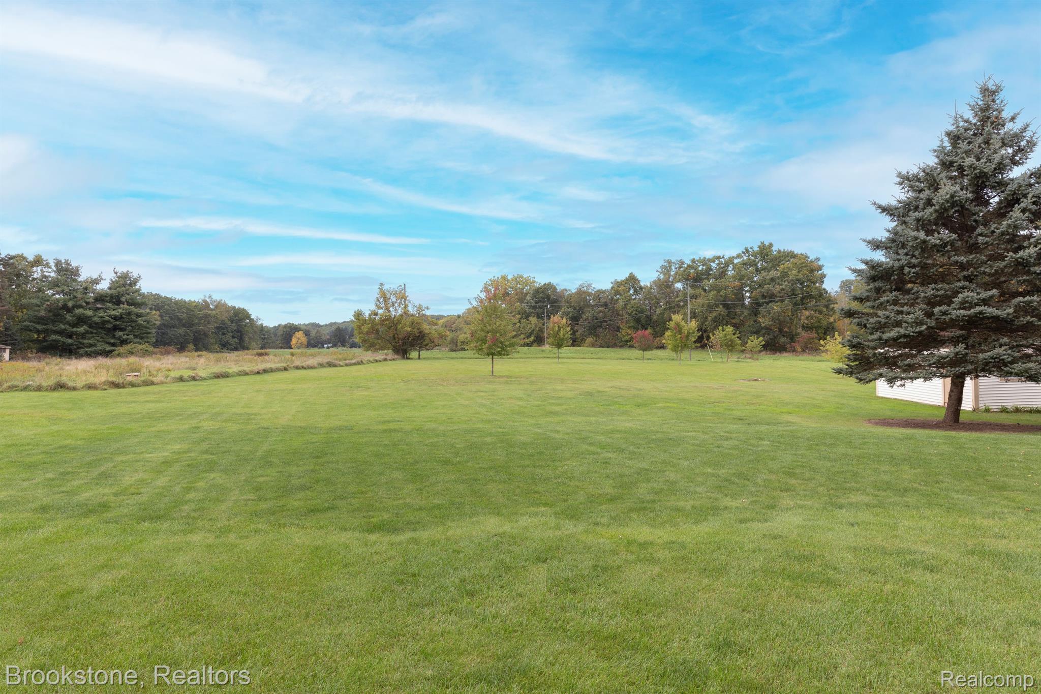 6115 GRASS LAKE Road