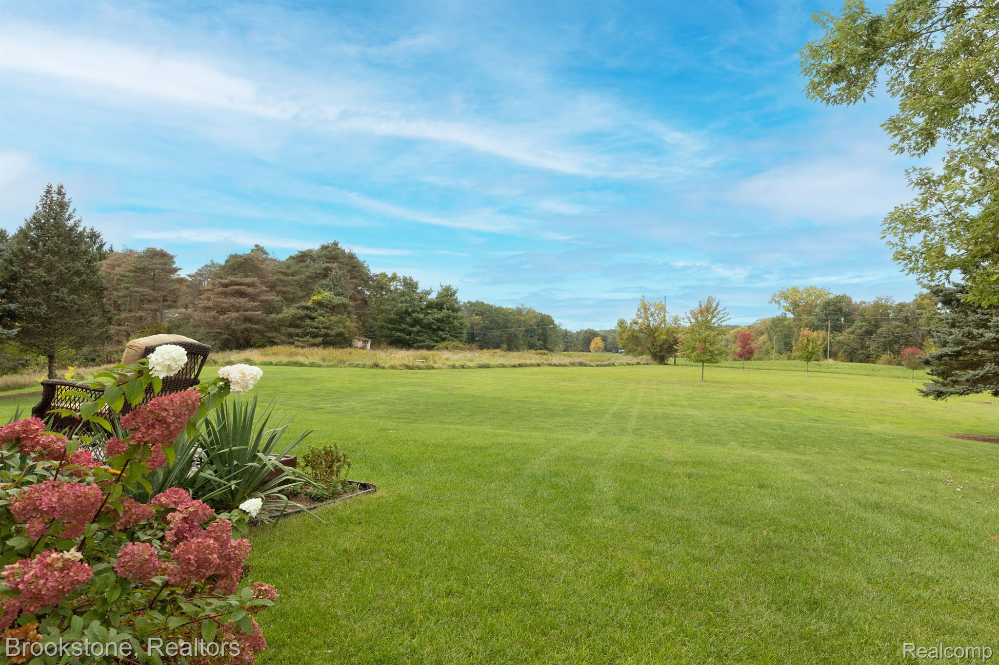 6115 GRASS LAKE Road