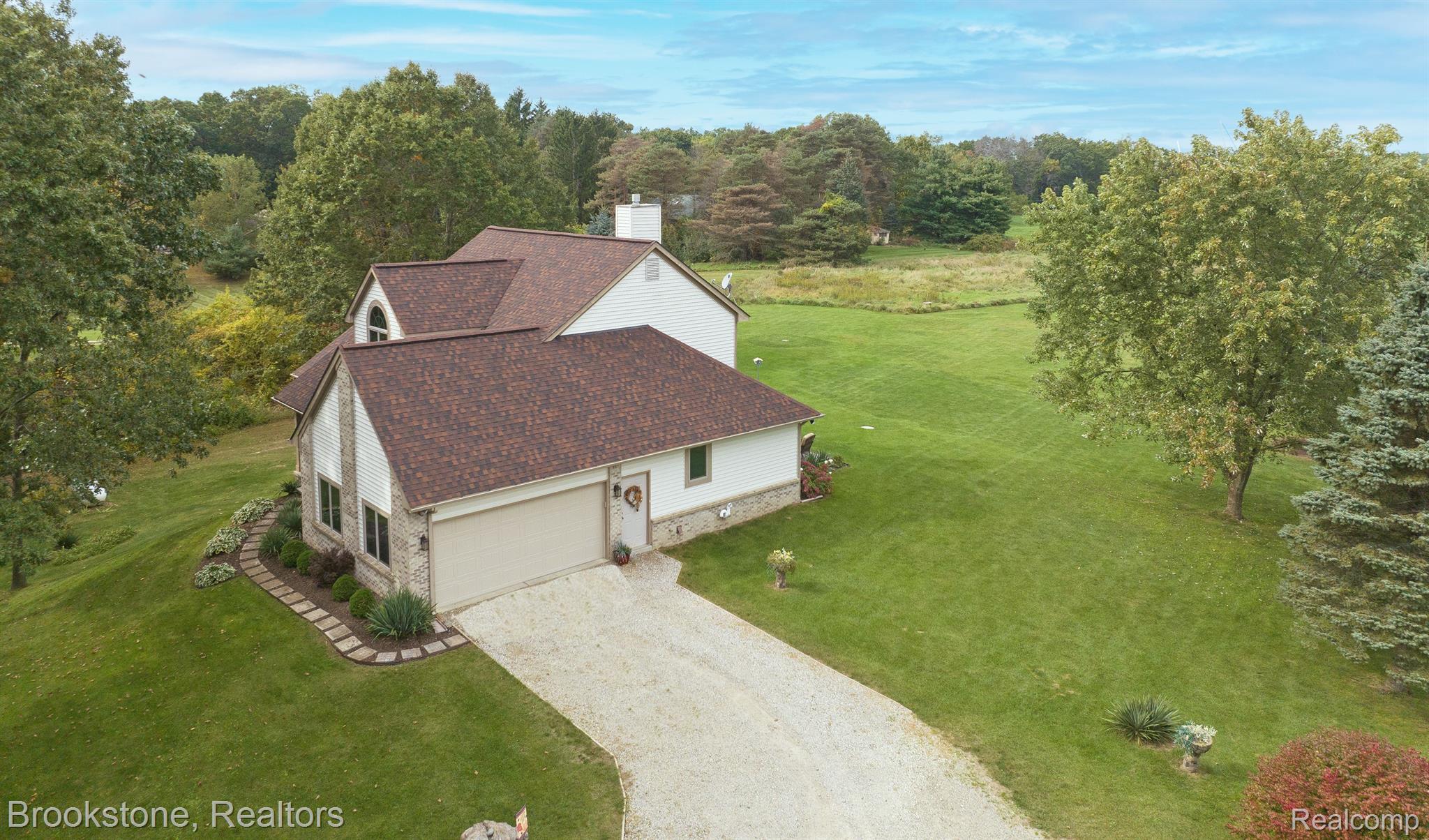 6115 GRASS LAKE Road