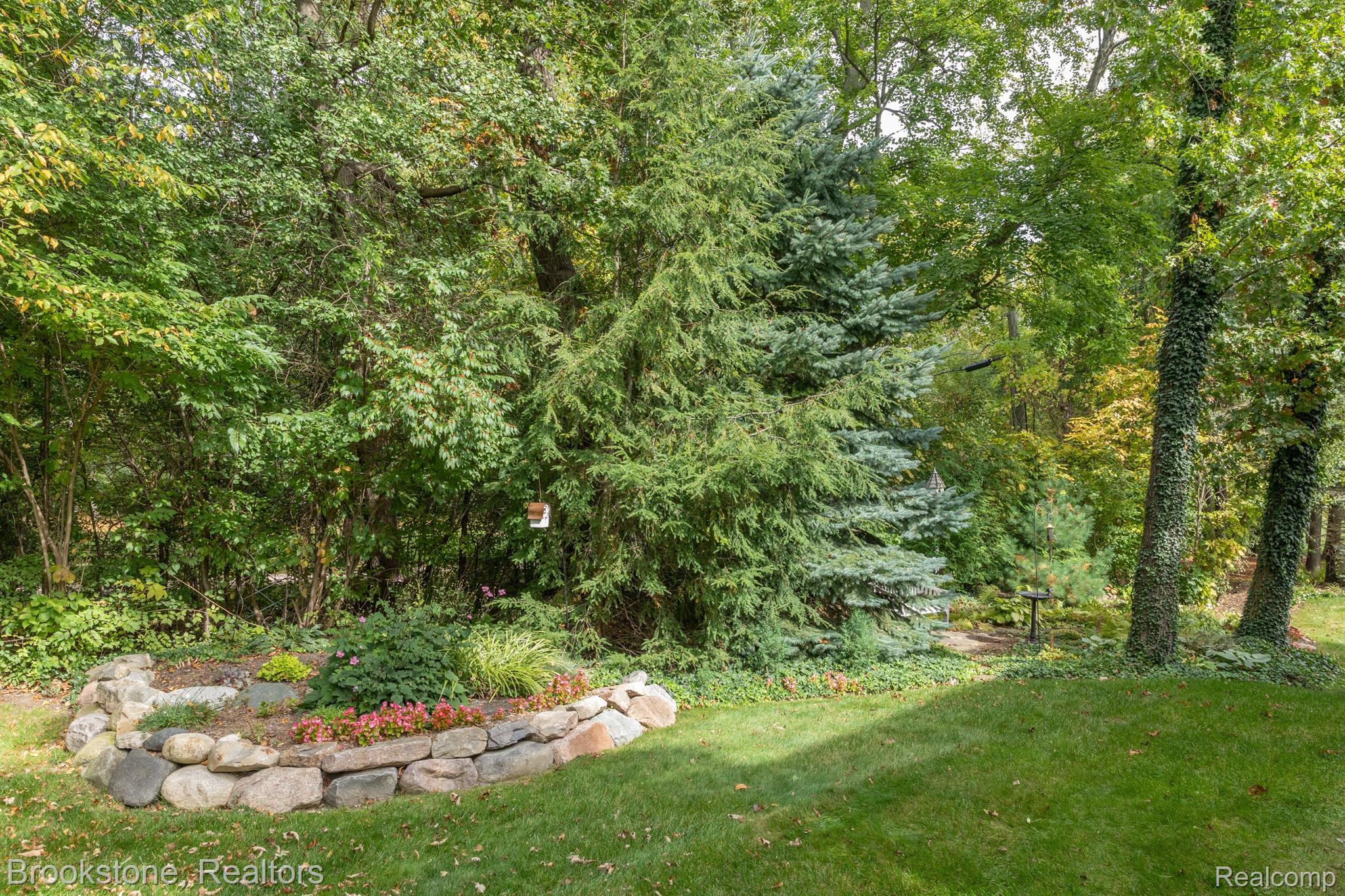 7172 ELDERWOOD Circle