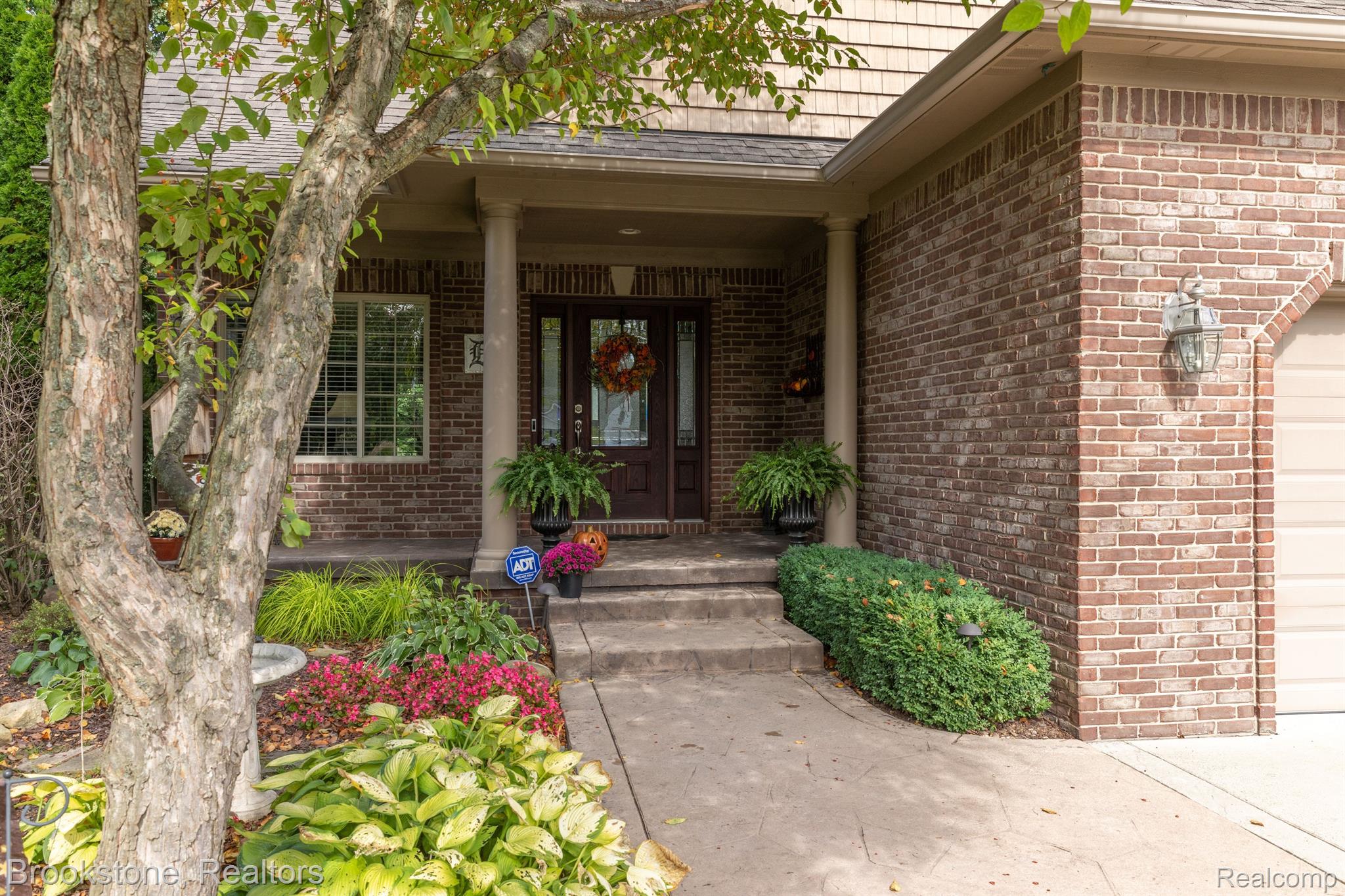 7172 ELDERWOOD Circle