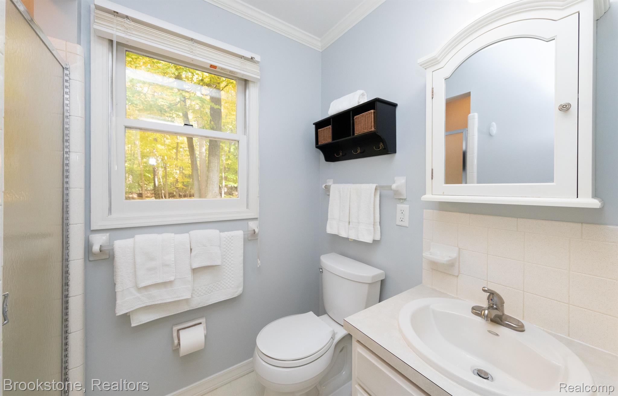 1339 MAPLE GROVE Road