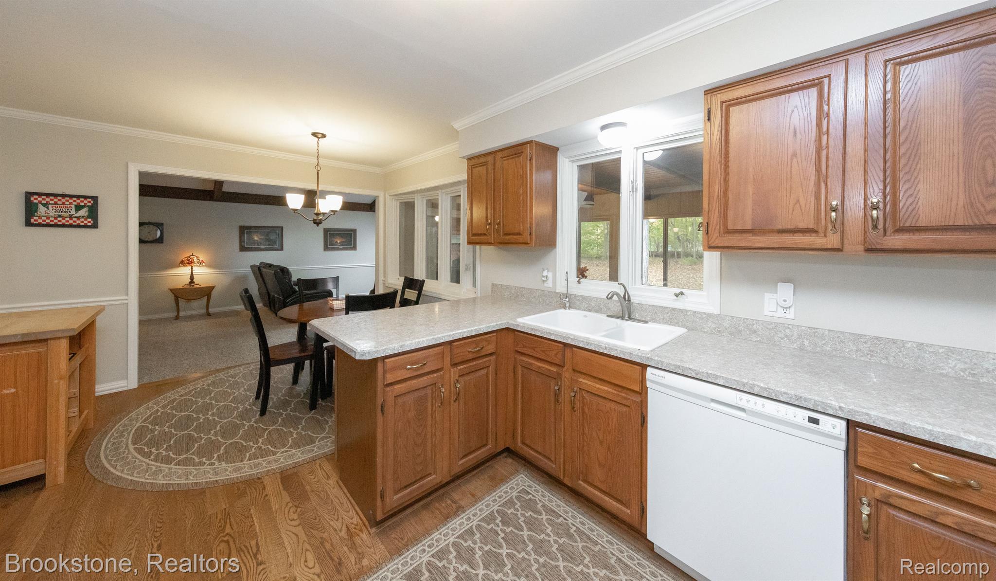 1339 MAPLE GROVE Road