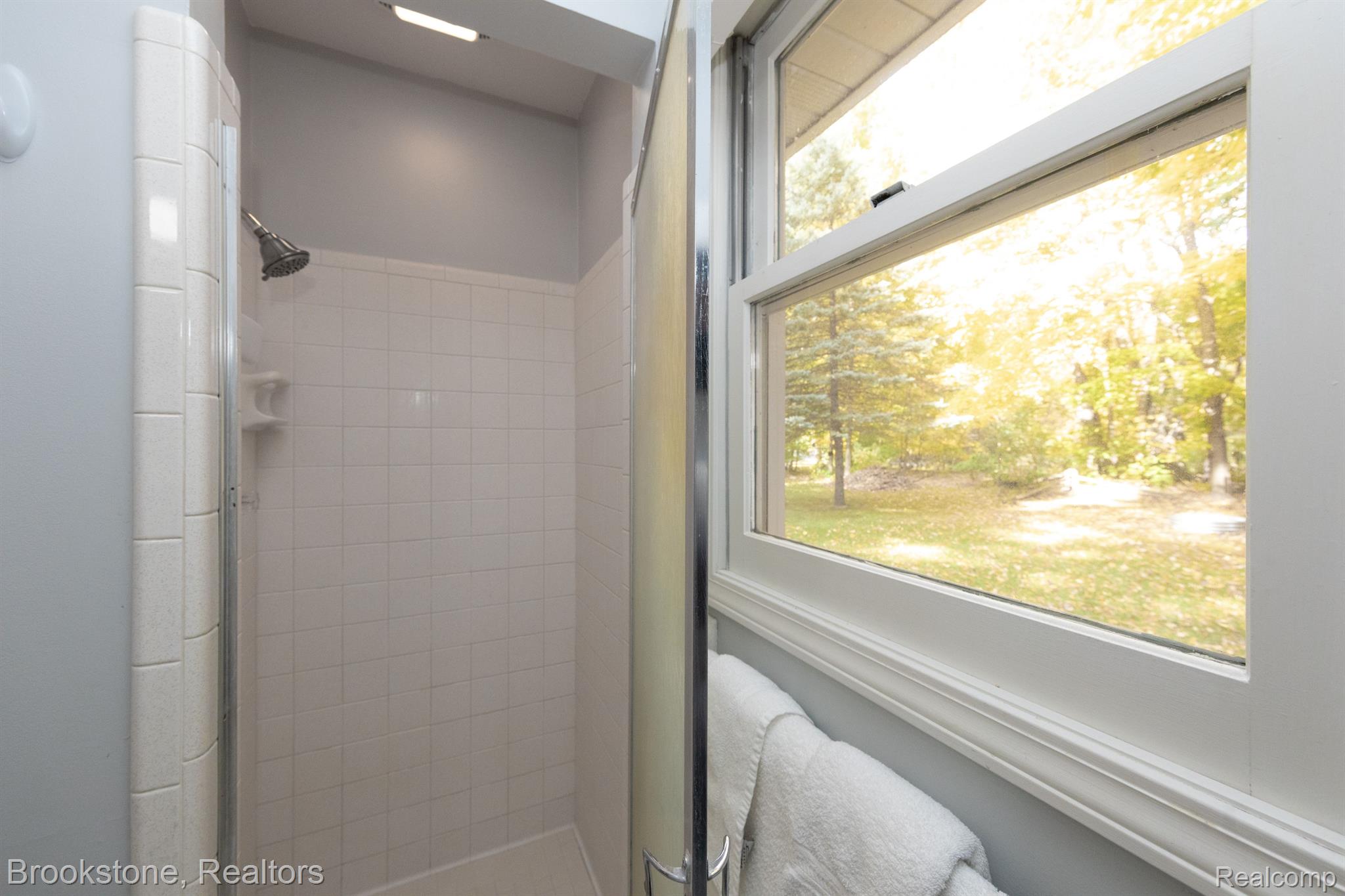 1339 MAPLE GROVE Road