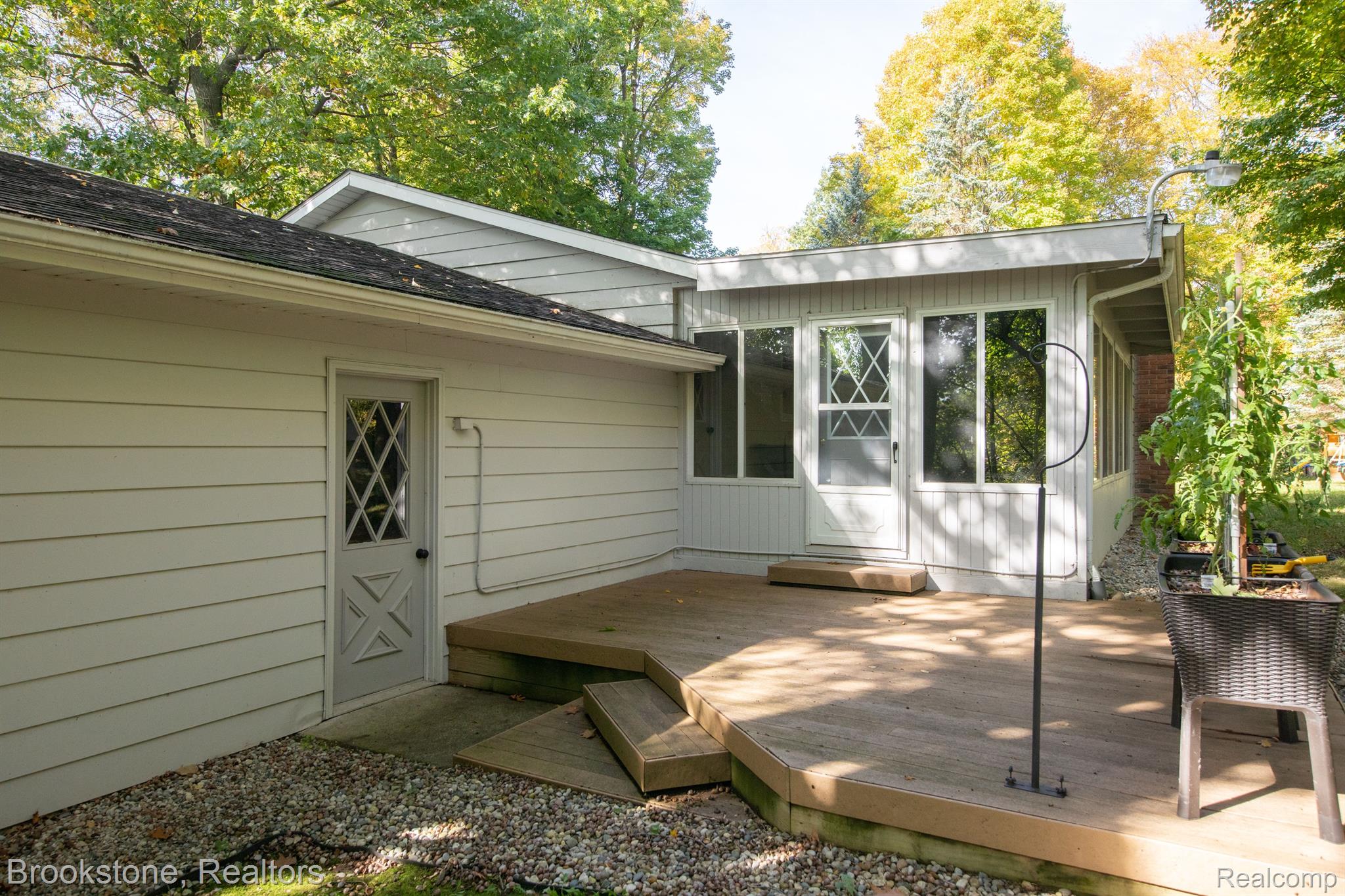 1339 MAPLE GROVE Road