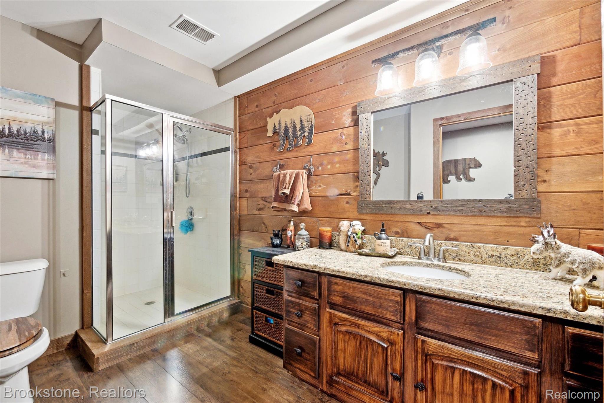 8270 LOST PINES Drive