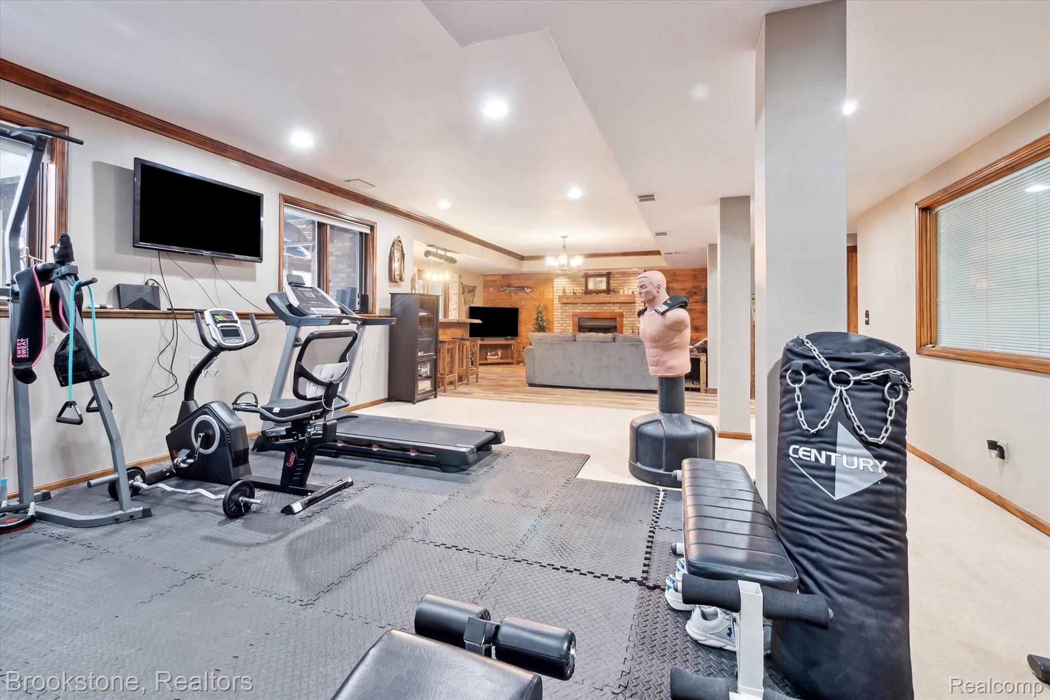 8270 LOST PINES Drive