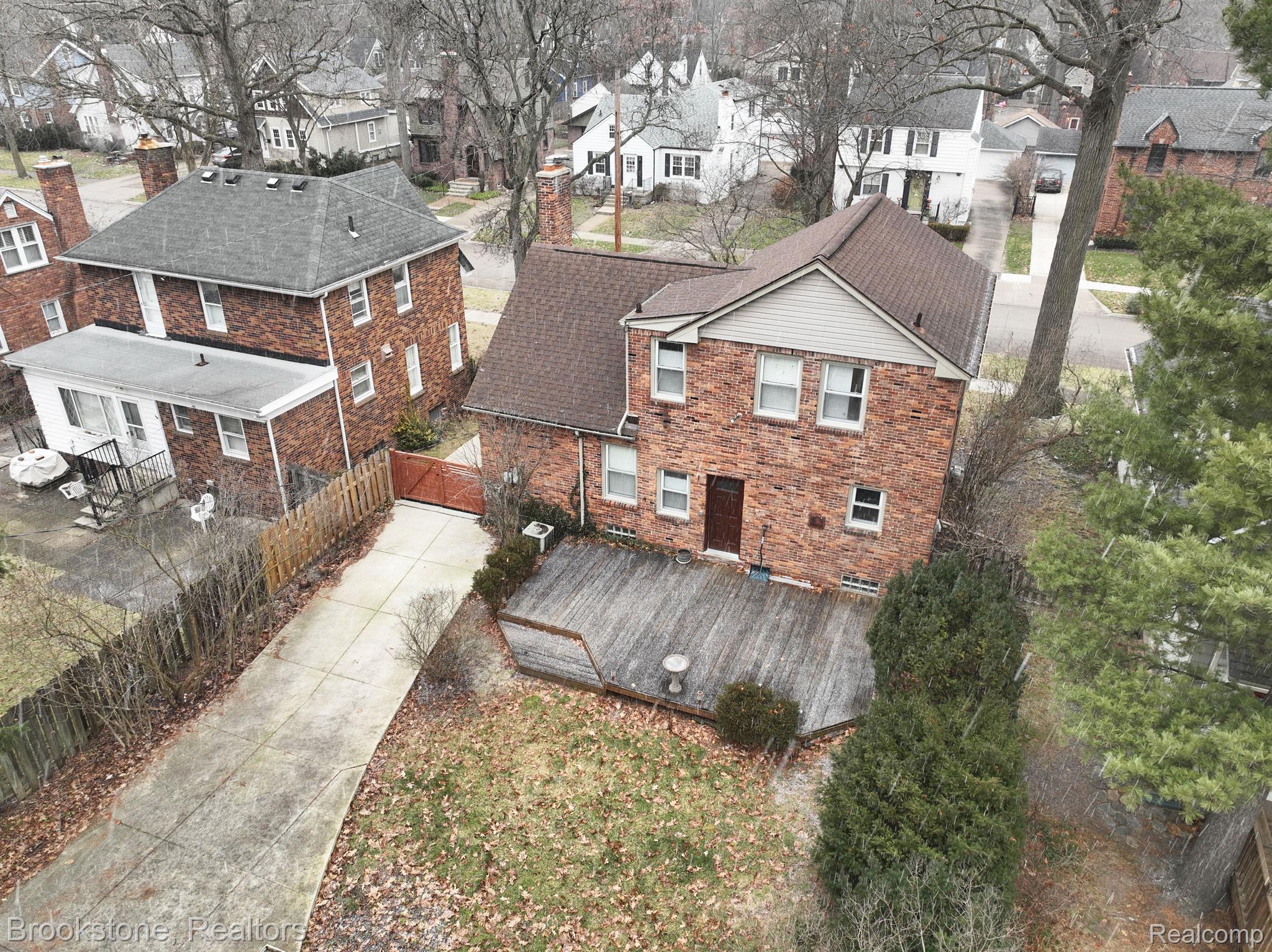 26 FAIRWOOD Boulevard