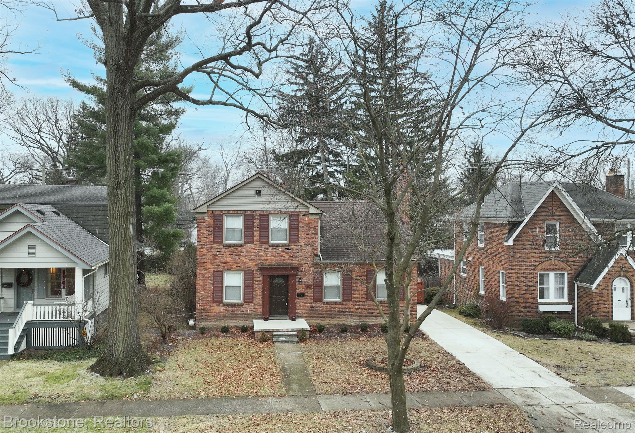 26 FAIRWOOD Boulevard