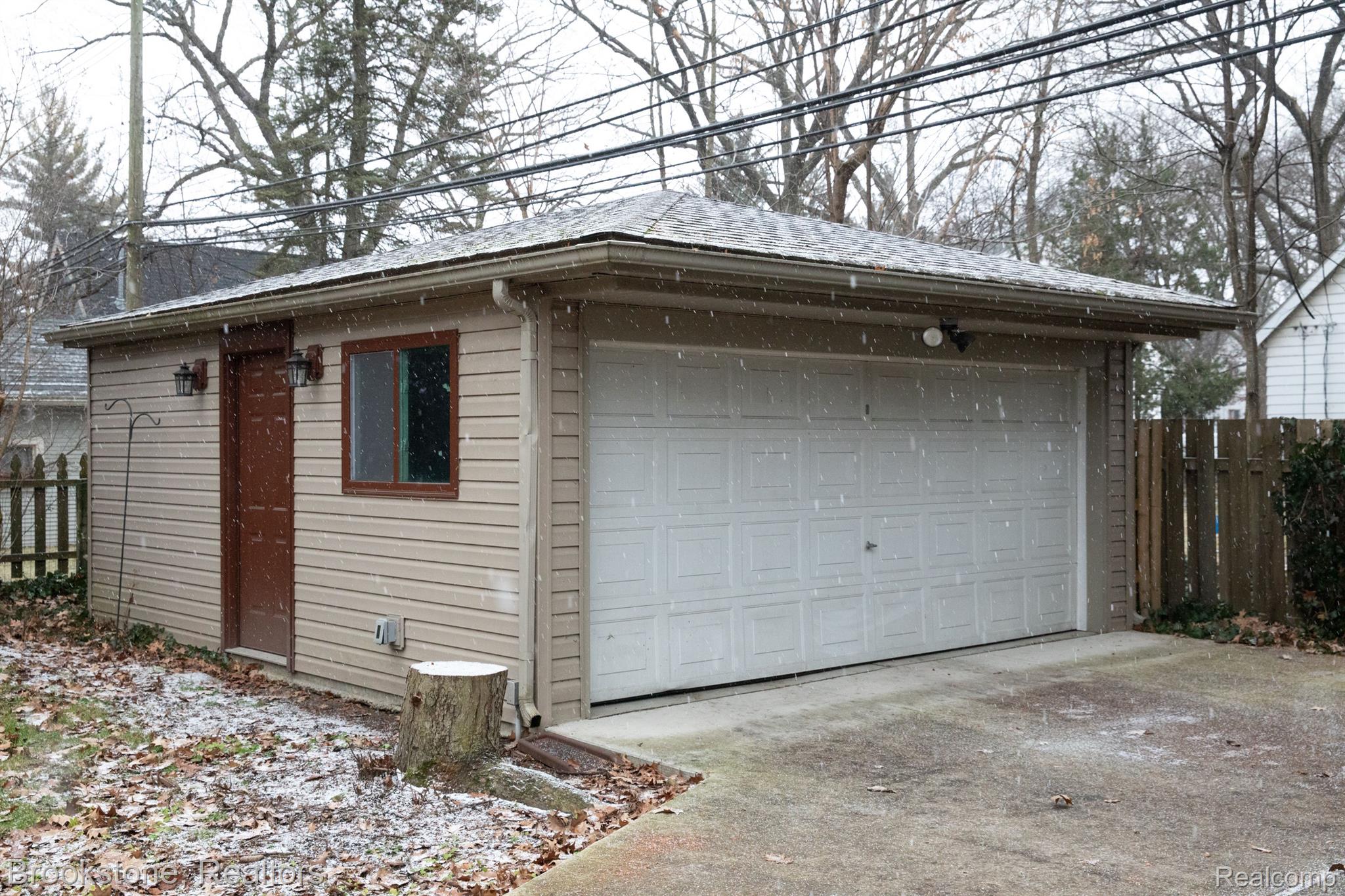 26 FAIRWOOD Boulevard