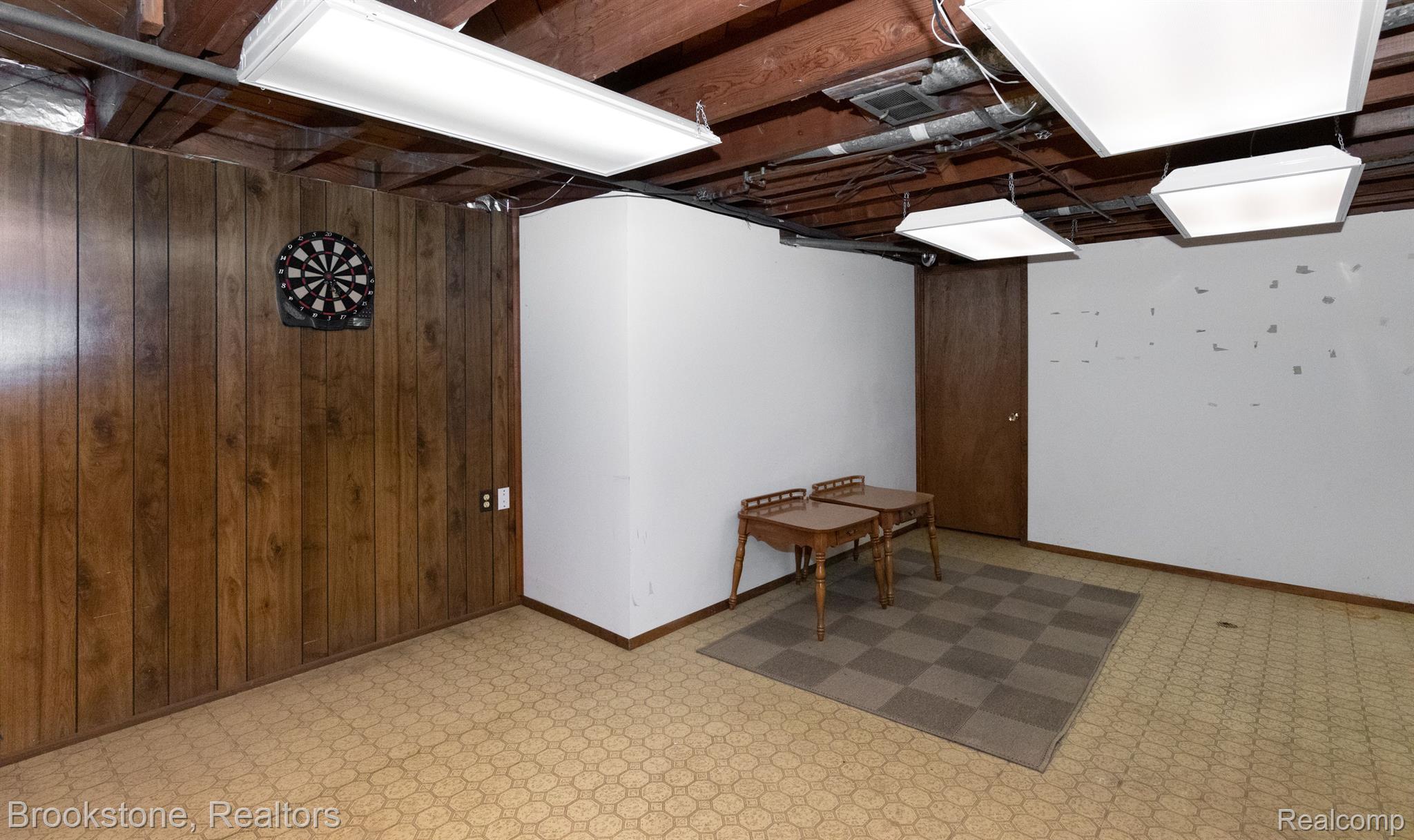 26811 VAN BUREN Road