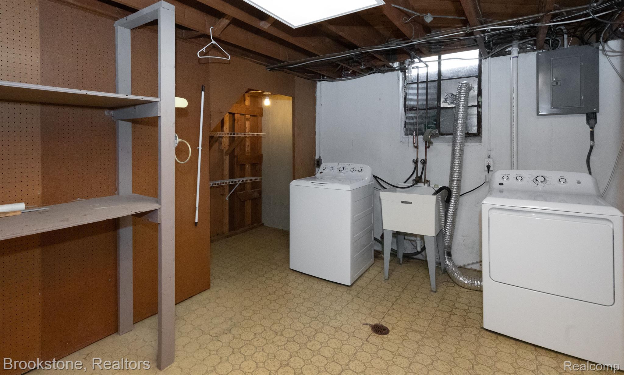 26811 VAN BUREN Road