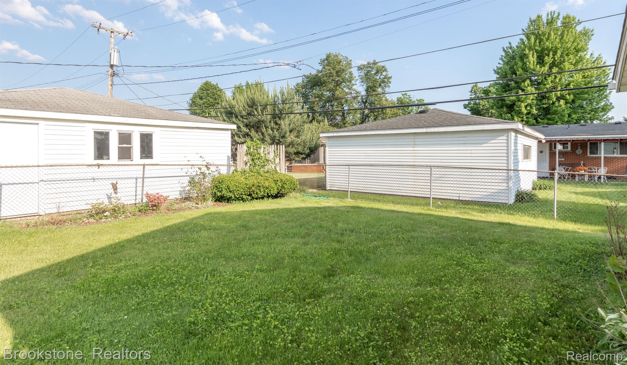 26811 VAN BUREN Road