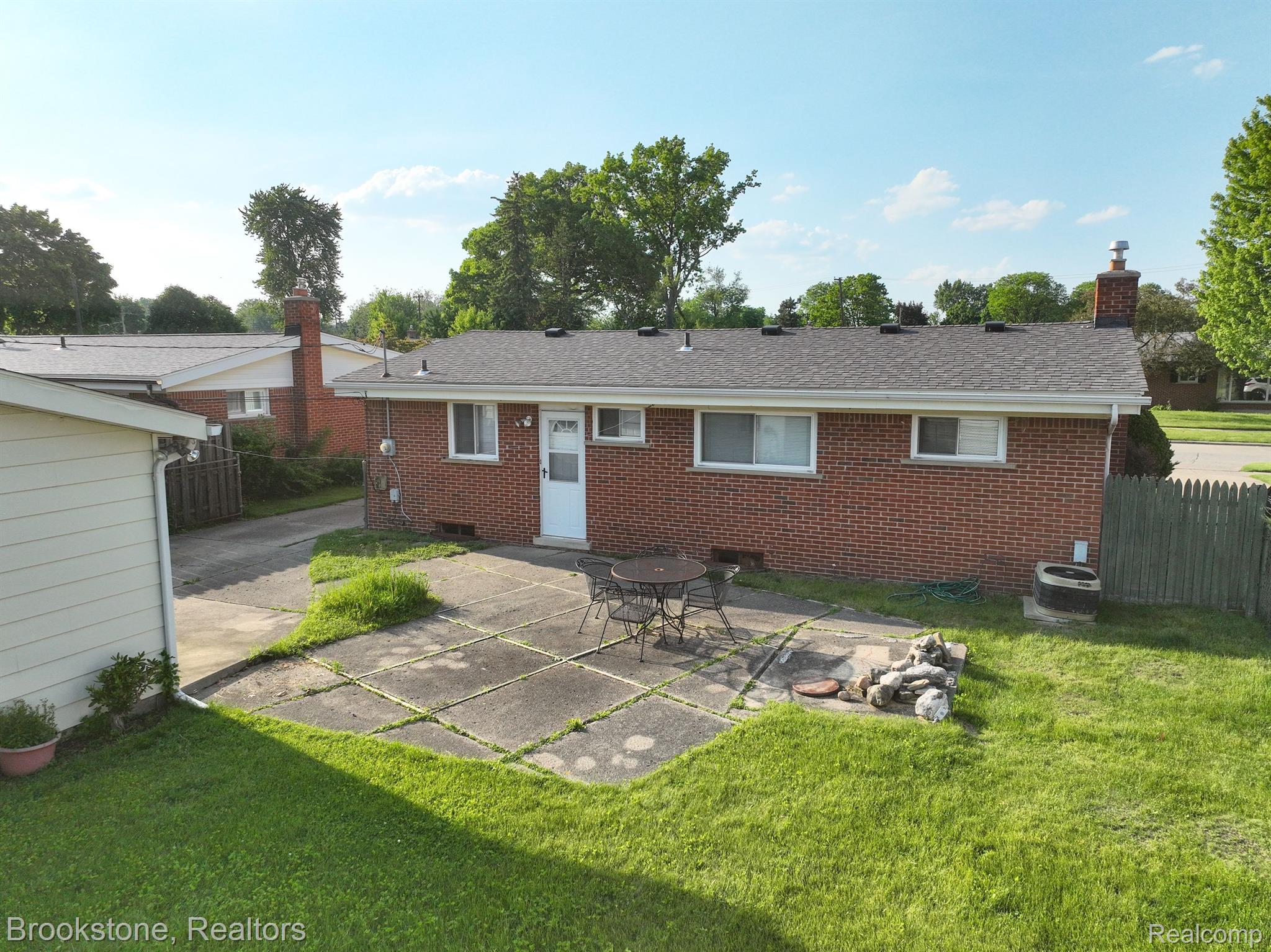 26811 VAN BUREN Road