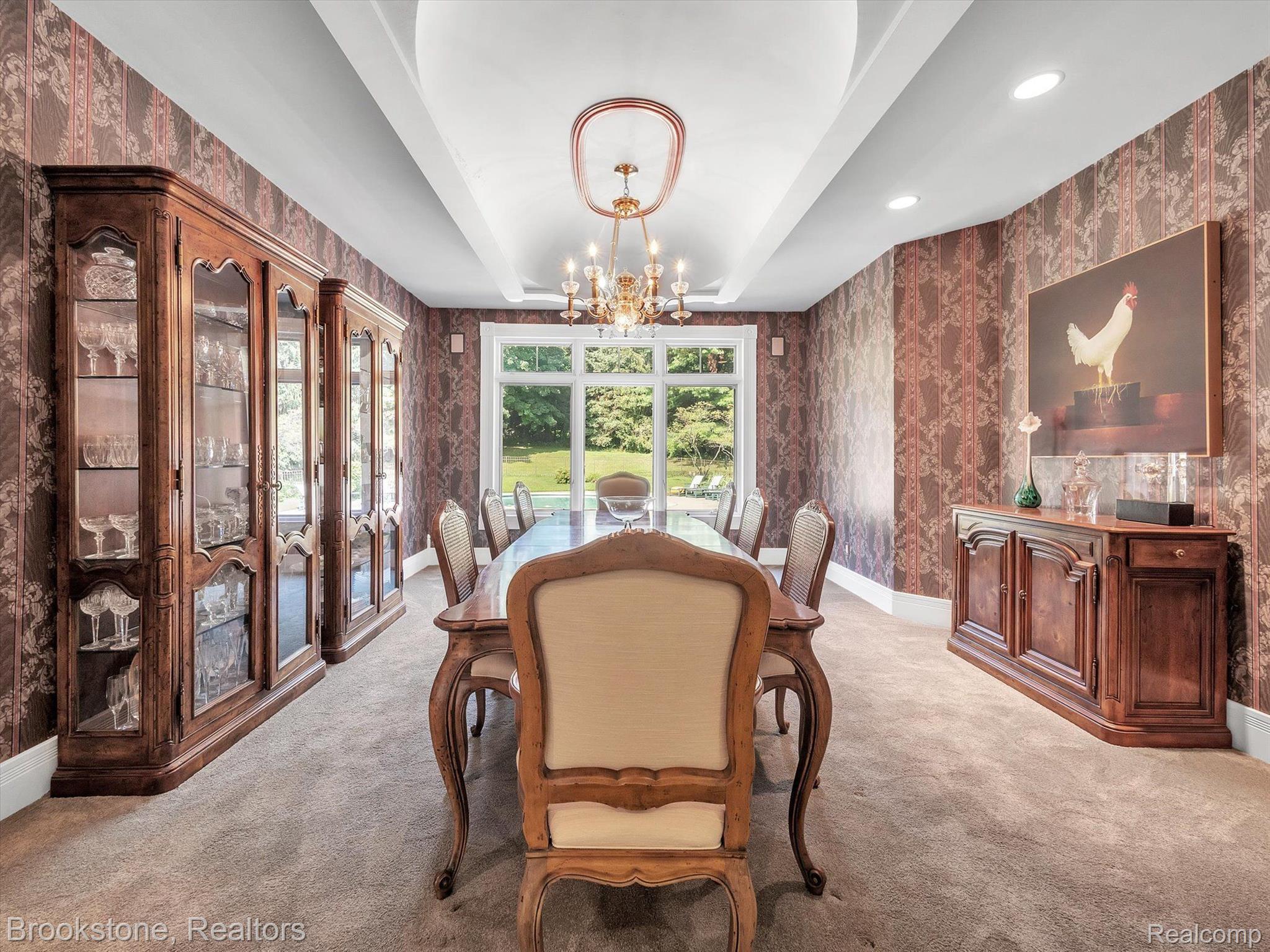 2948 MORROW Lane