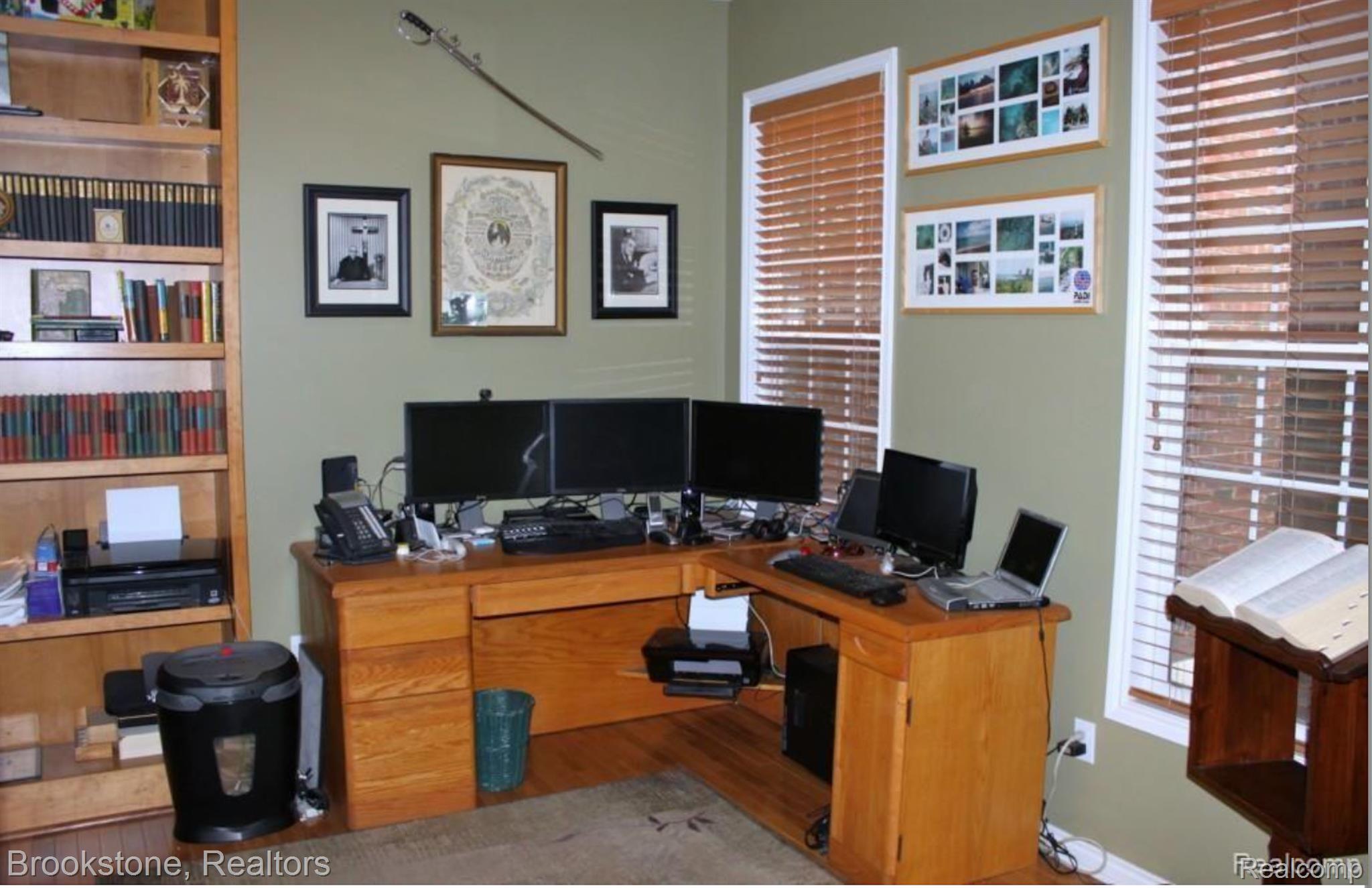 24817 VALLEYWOOD Drive