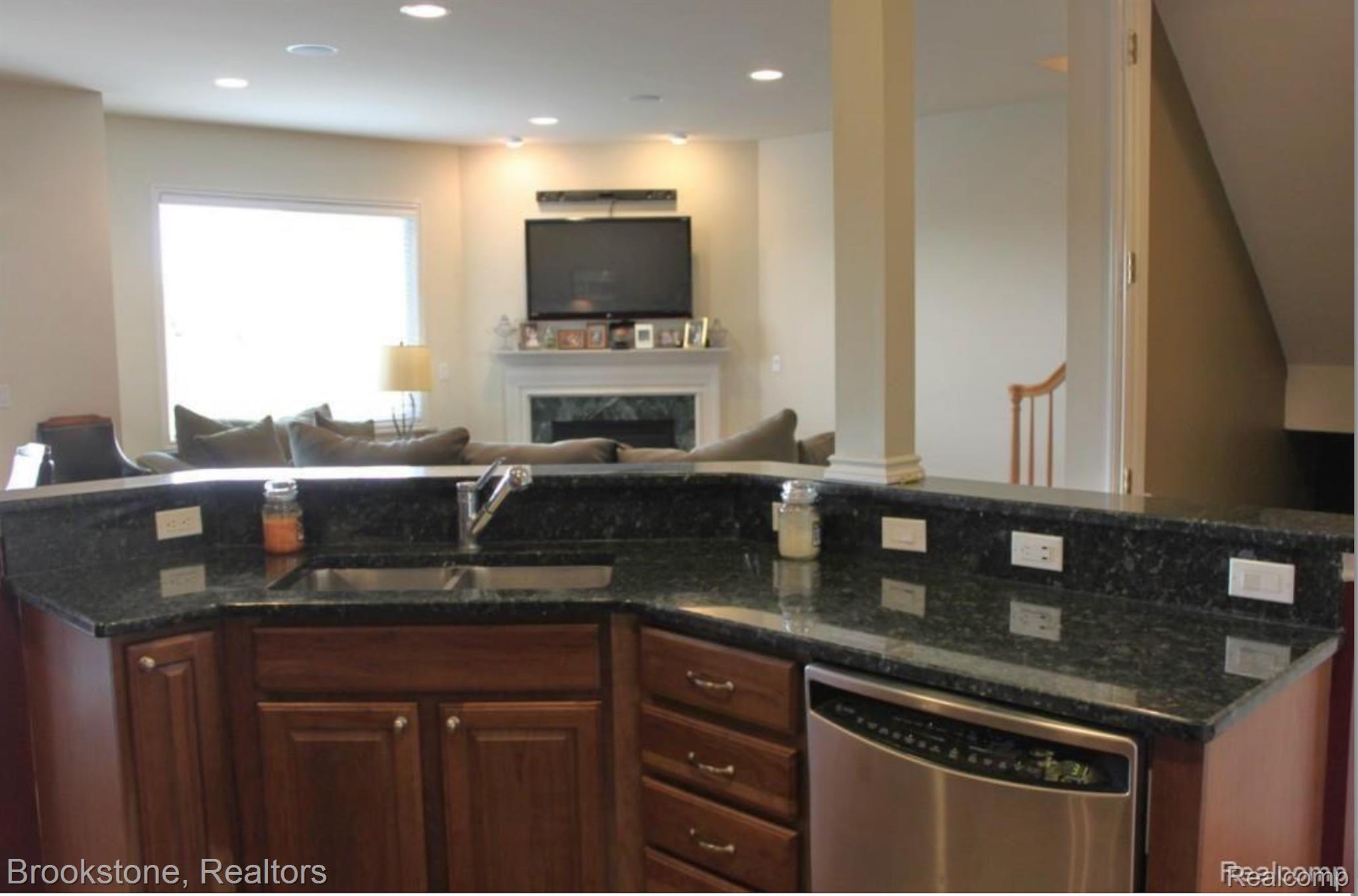 24817 VALLEYWOOD Drive