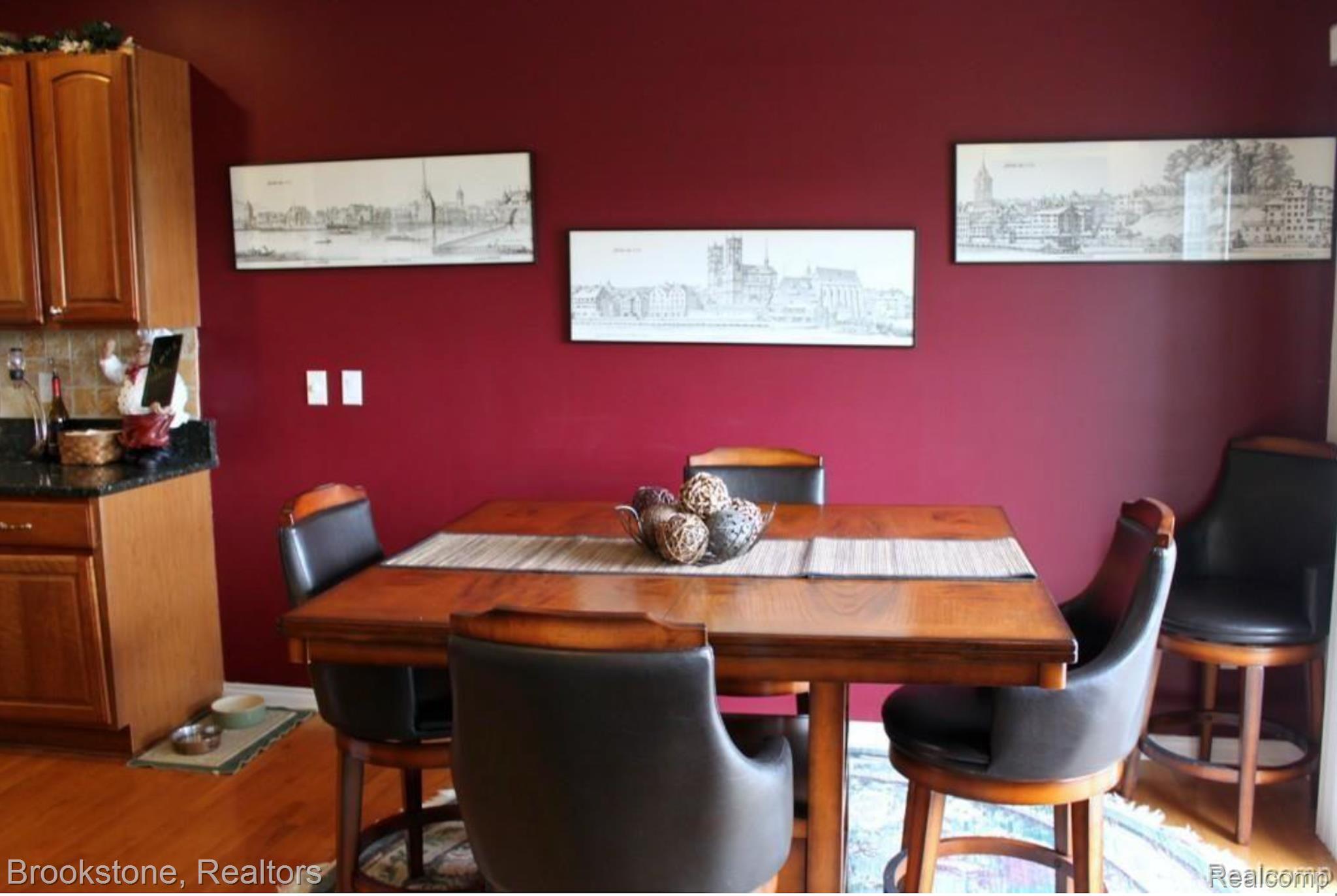 24817 VALLEYWOOD Drive