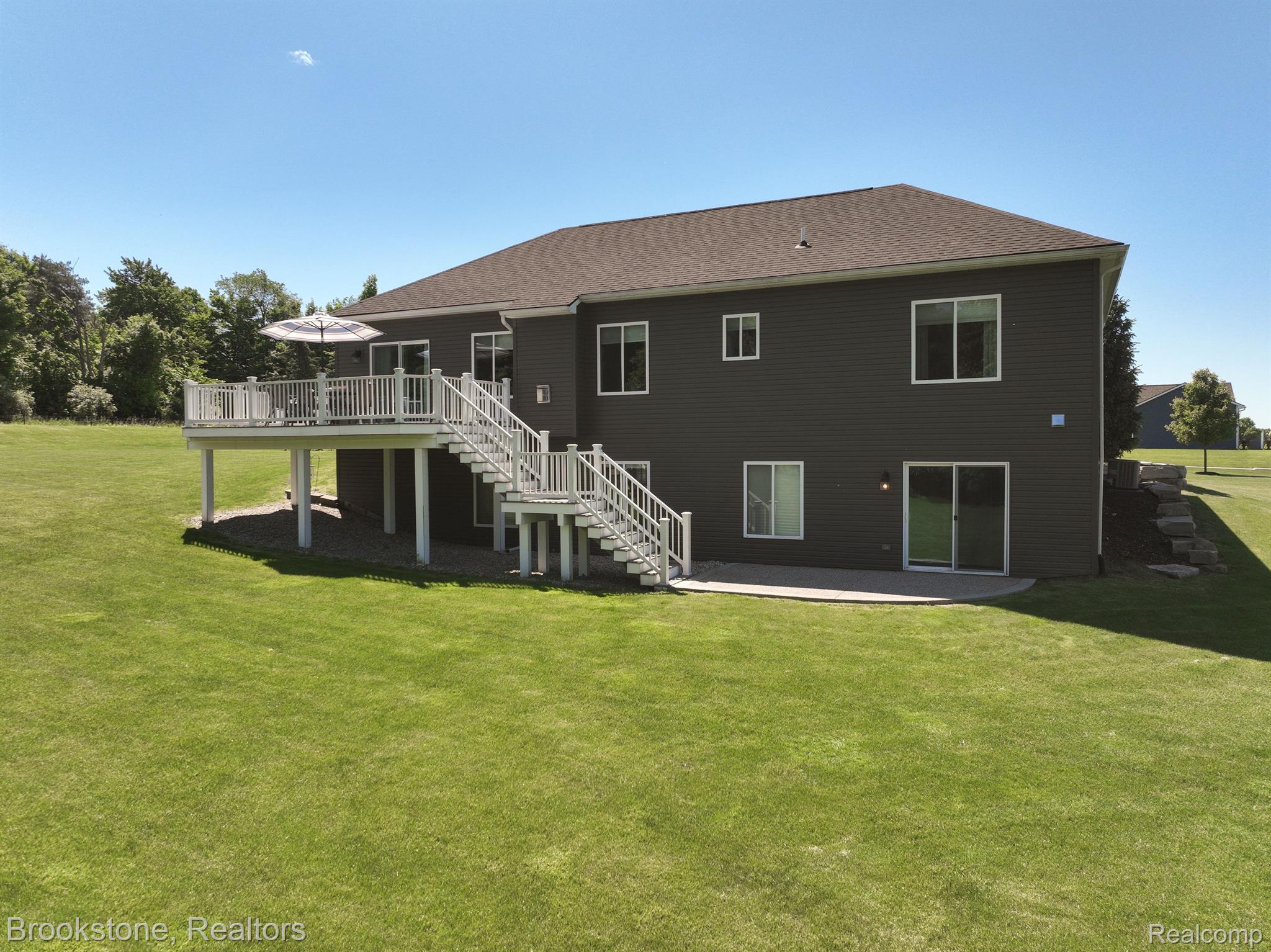 610 PHEASANT RIDGE Drive