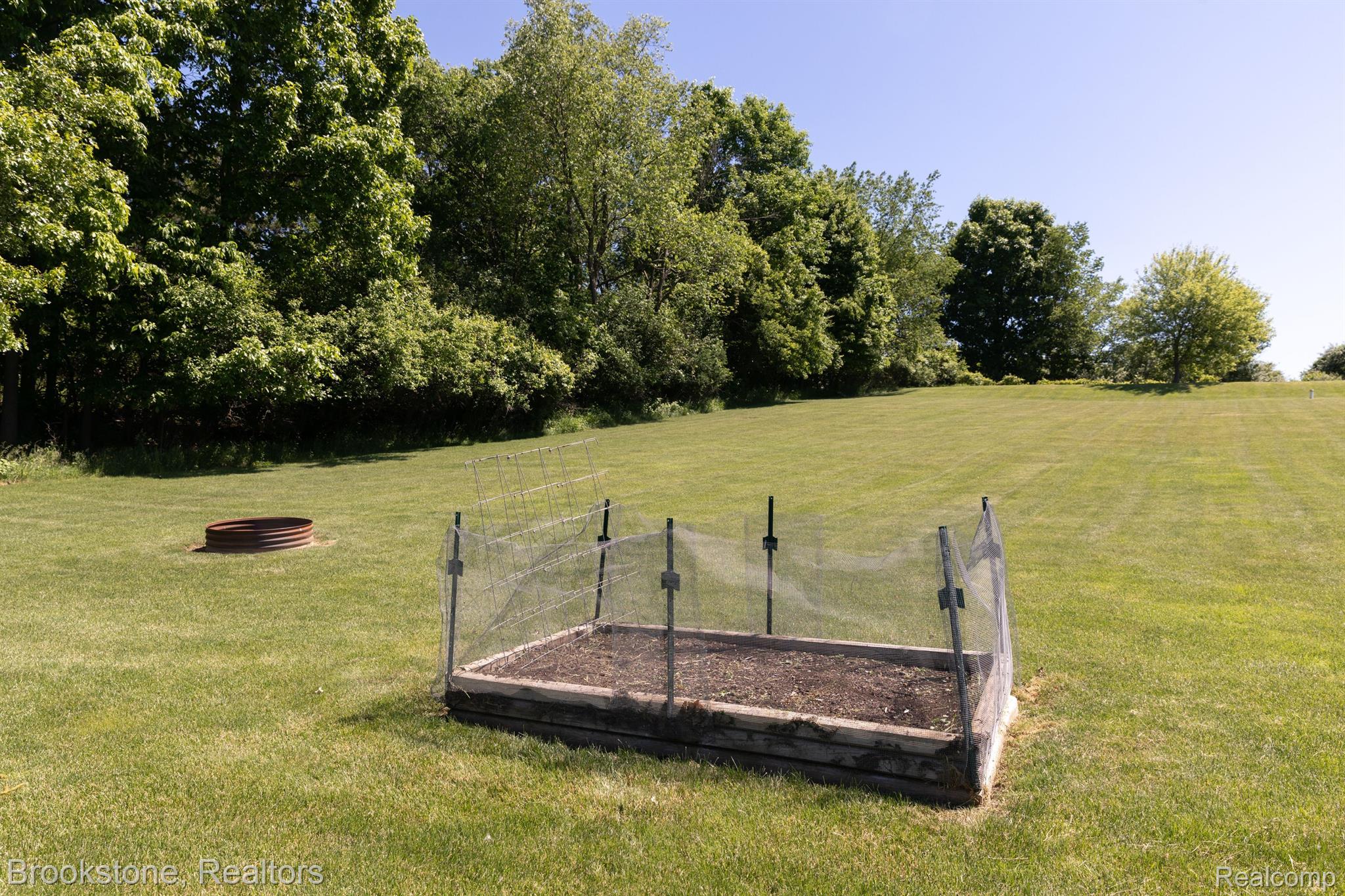 610 PHEASANT RIDGE Drive