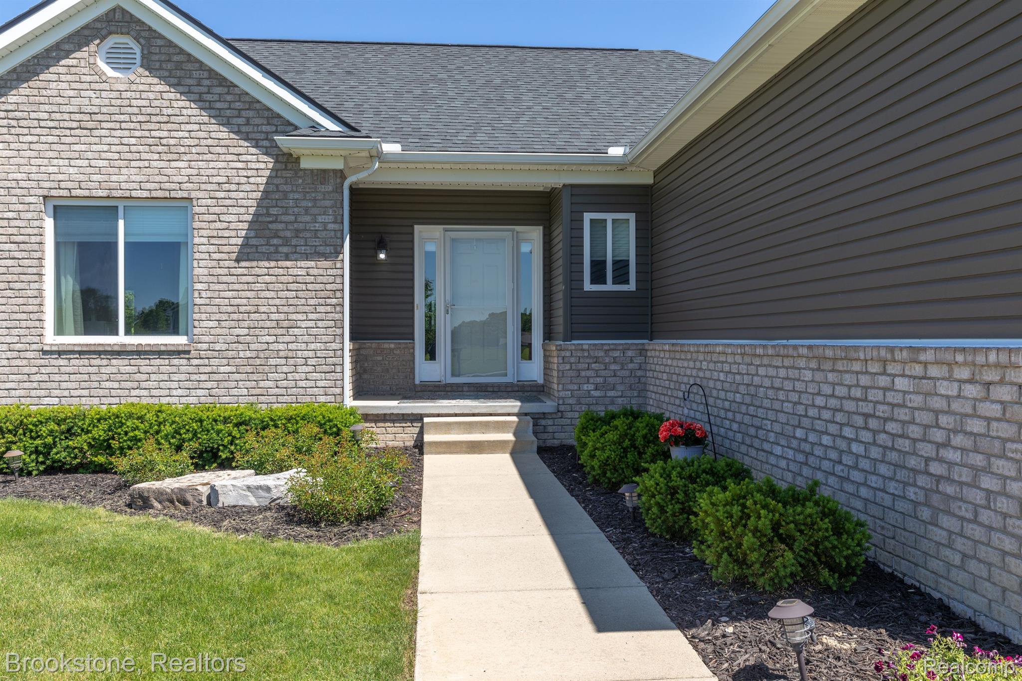 610 PHEASANT RIDGE Drive