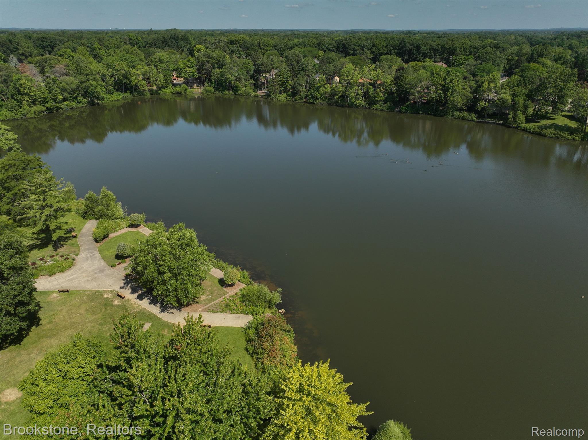 5072 FAR RAVINE