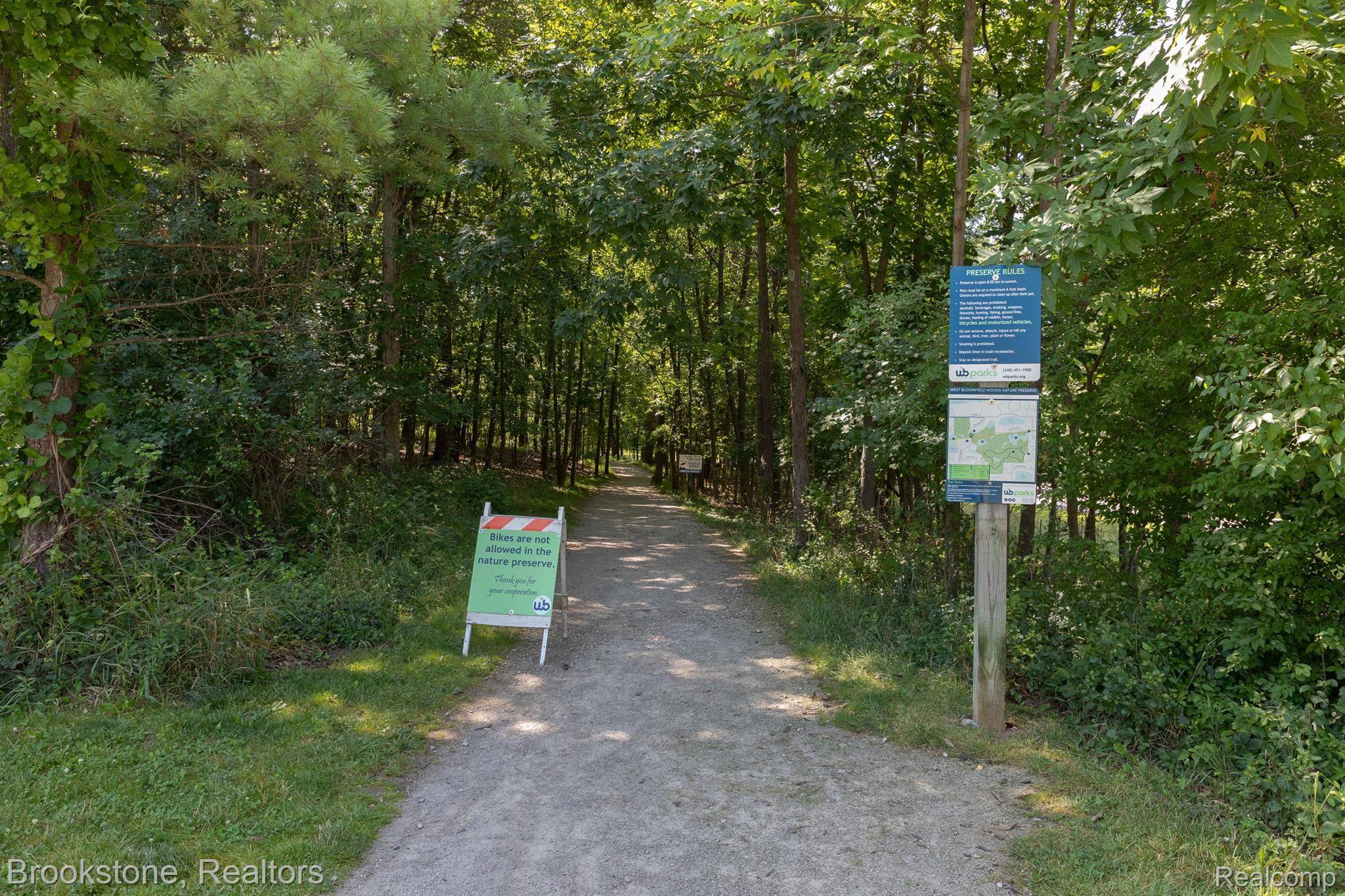5072 FAR RAVINE