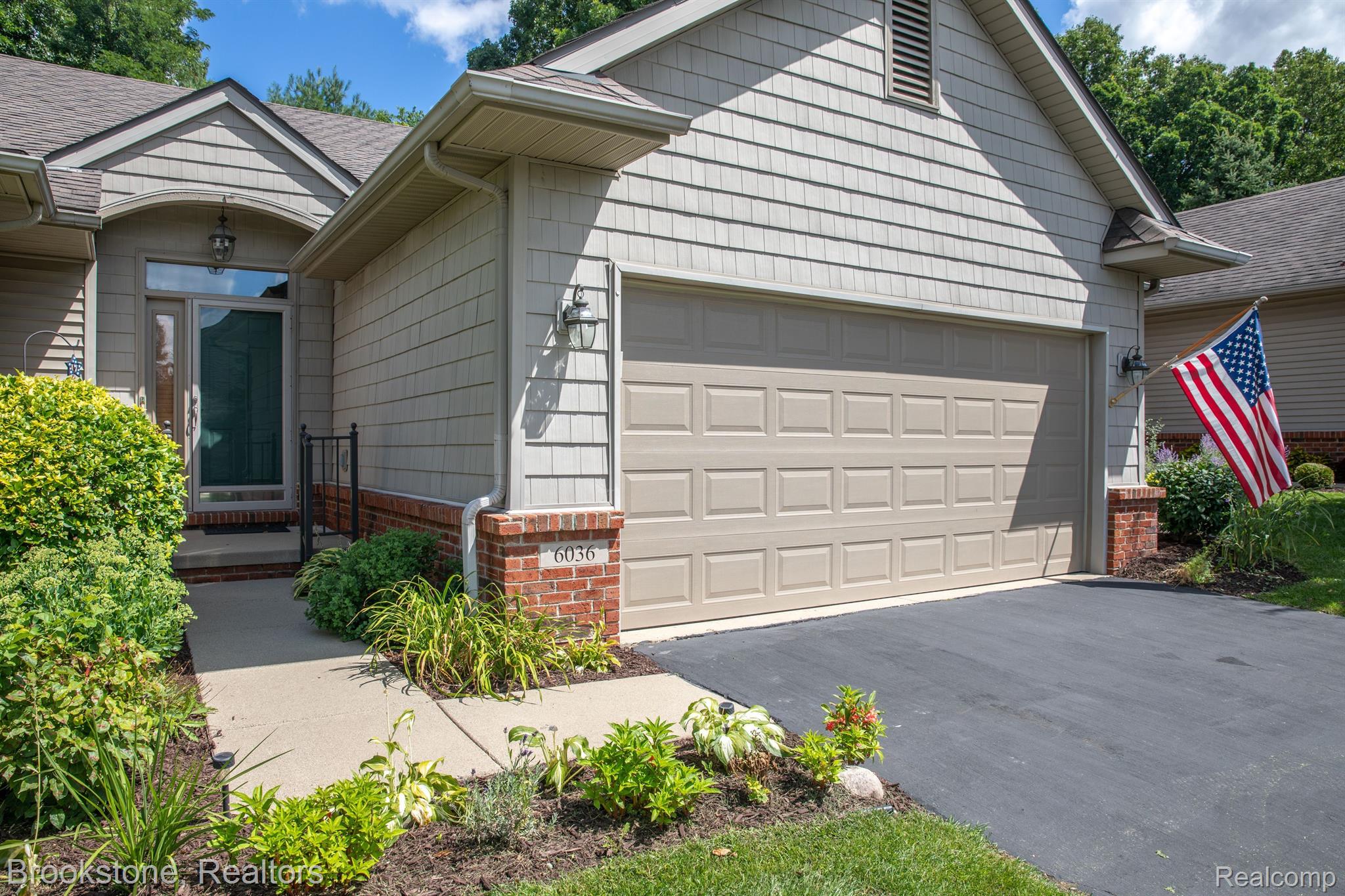 6036 NORTHRIDGE HILLS Drive