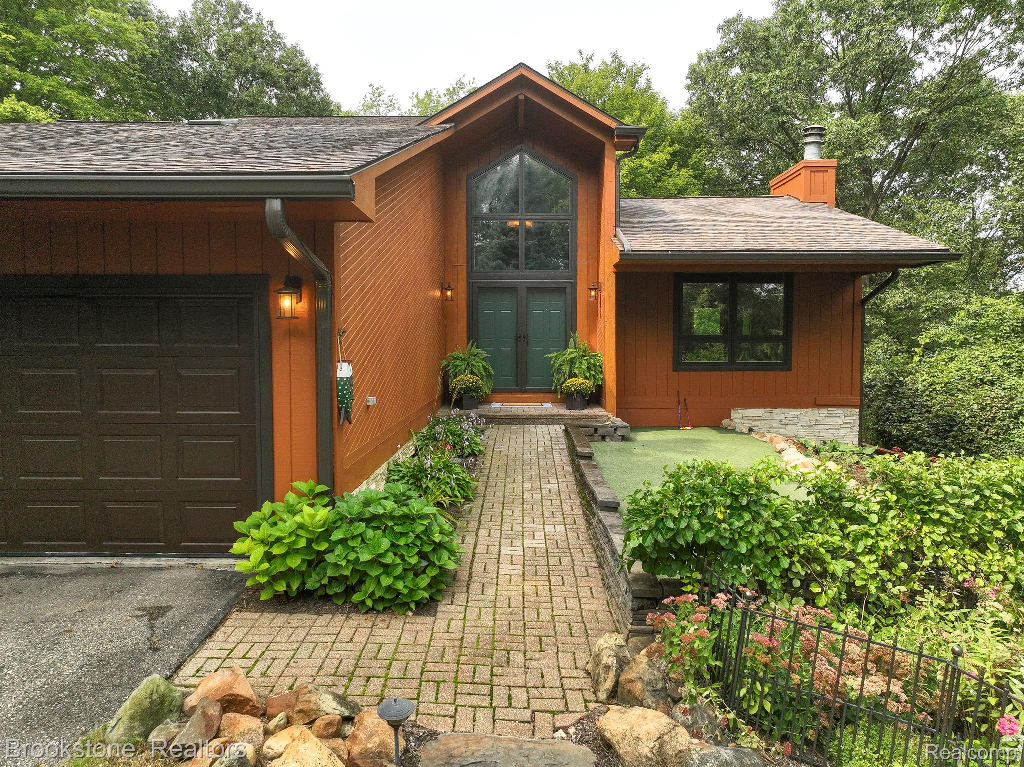 6515 CUTHBERT Road