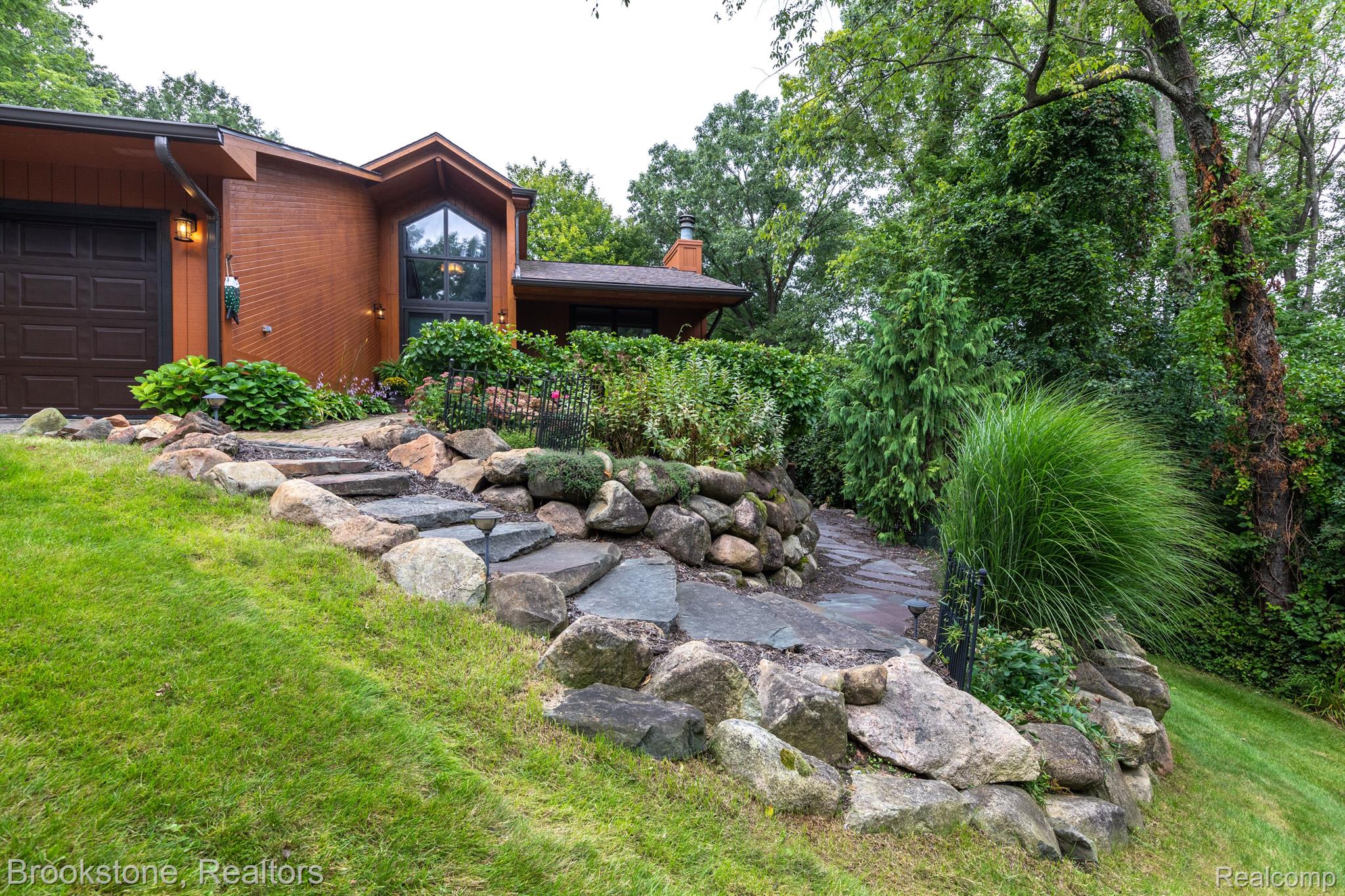 6515 CUTHBERT Road