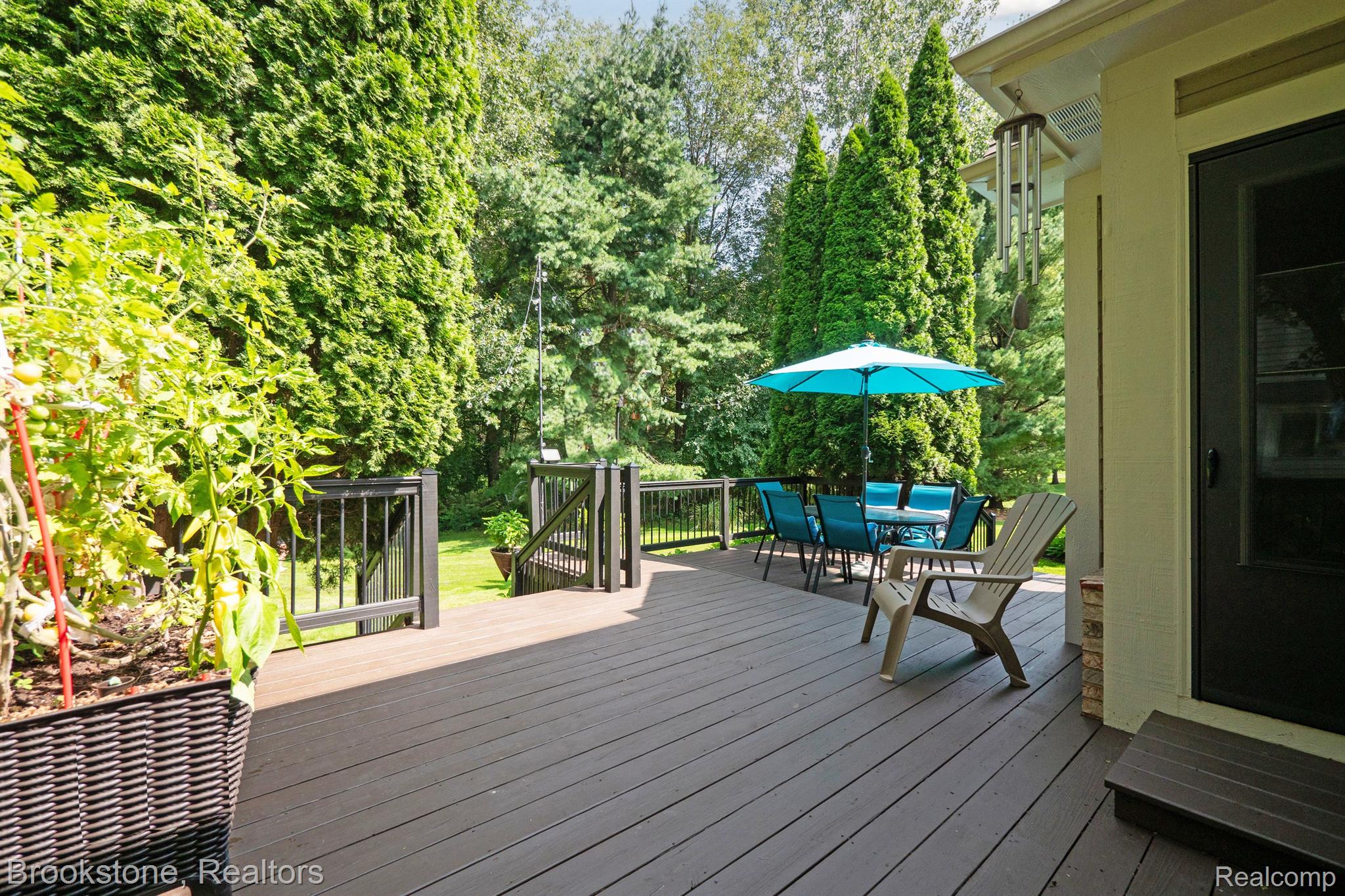 9978 PEBBLE CREEK CT