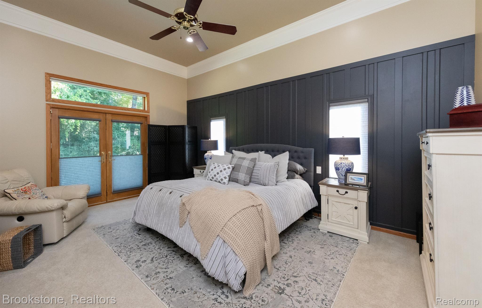 9978 PEBBLE CREEK CT