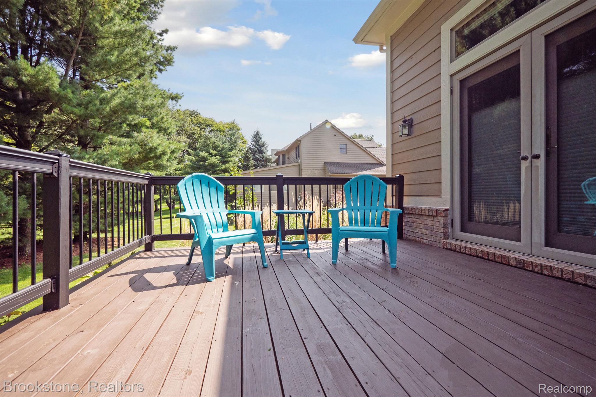 9978 PEBBLE CREEK CT