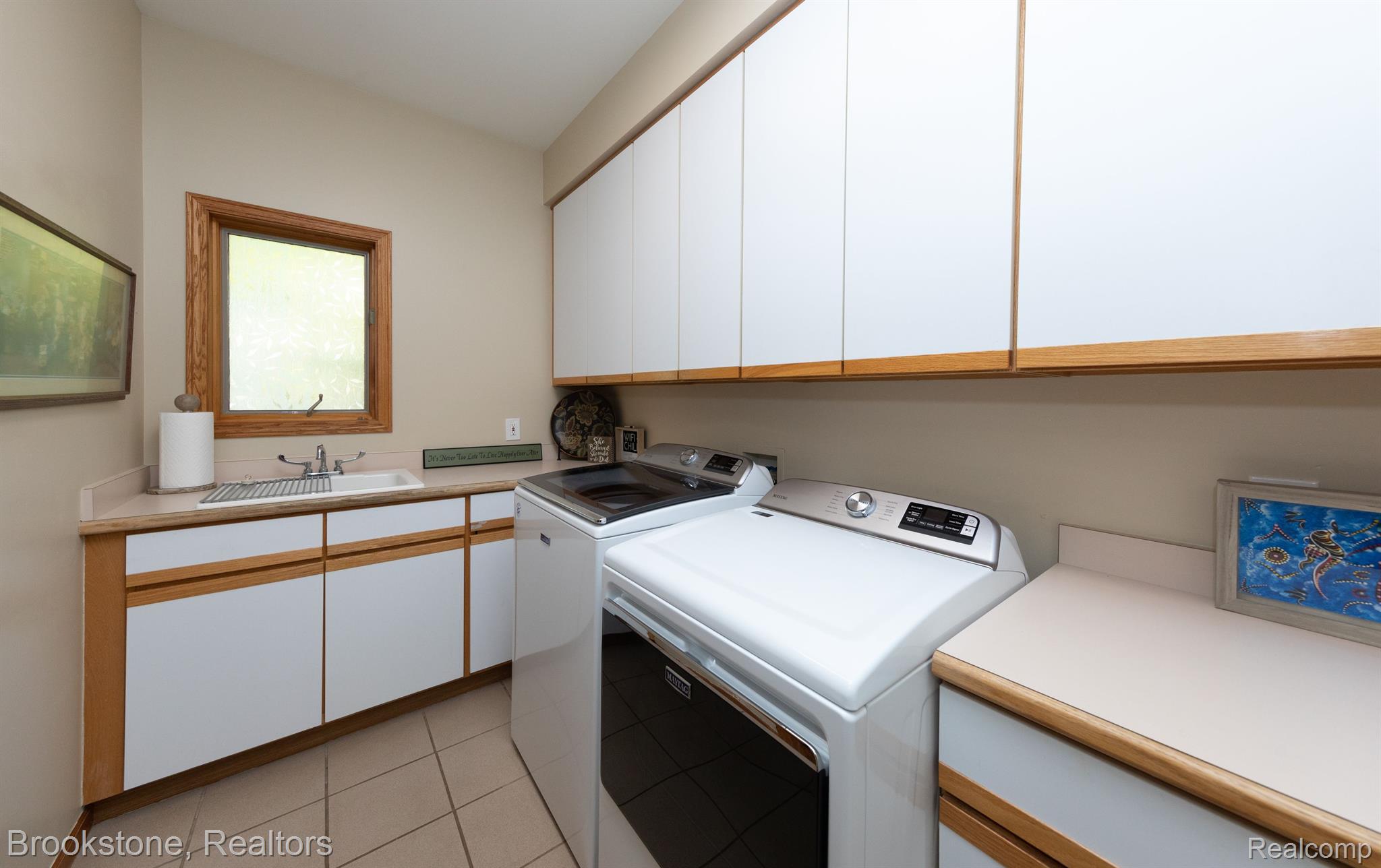 9978 PEBBLE CREEK CT