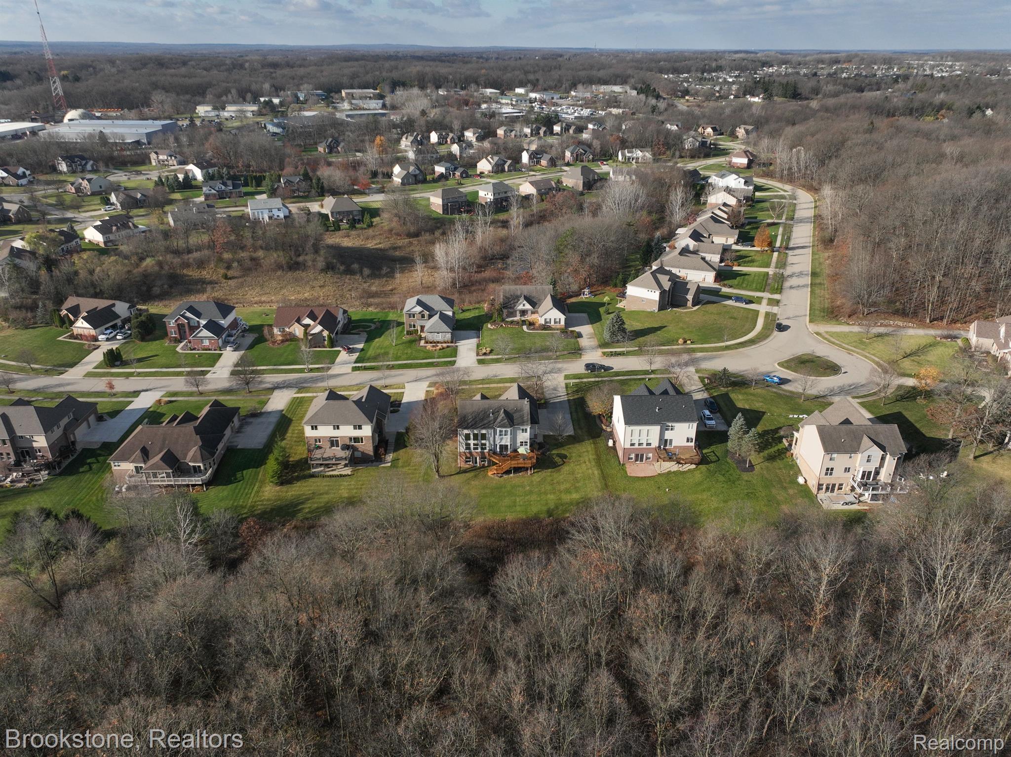 9654 WESTWOOD Circle