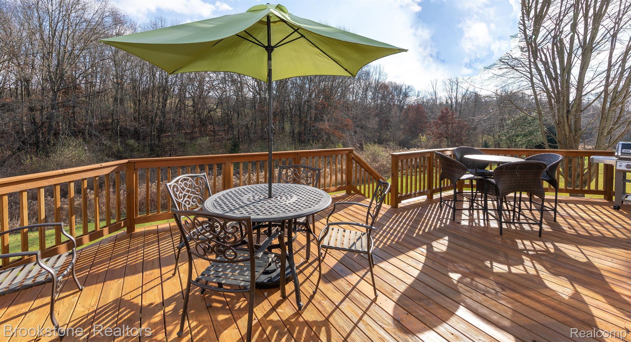 9654 WESTWOOD Circle