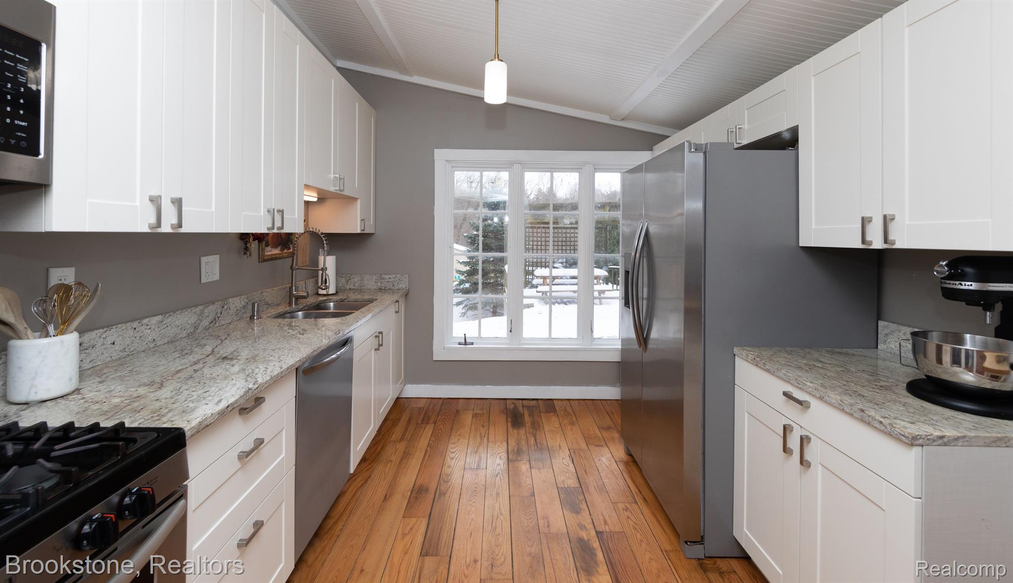 1456 INDIAN LAKE Road