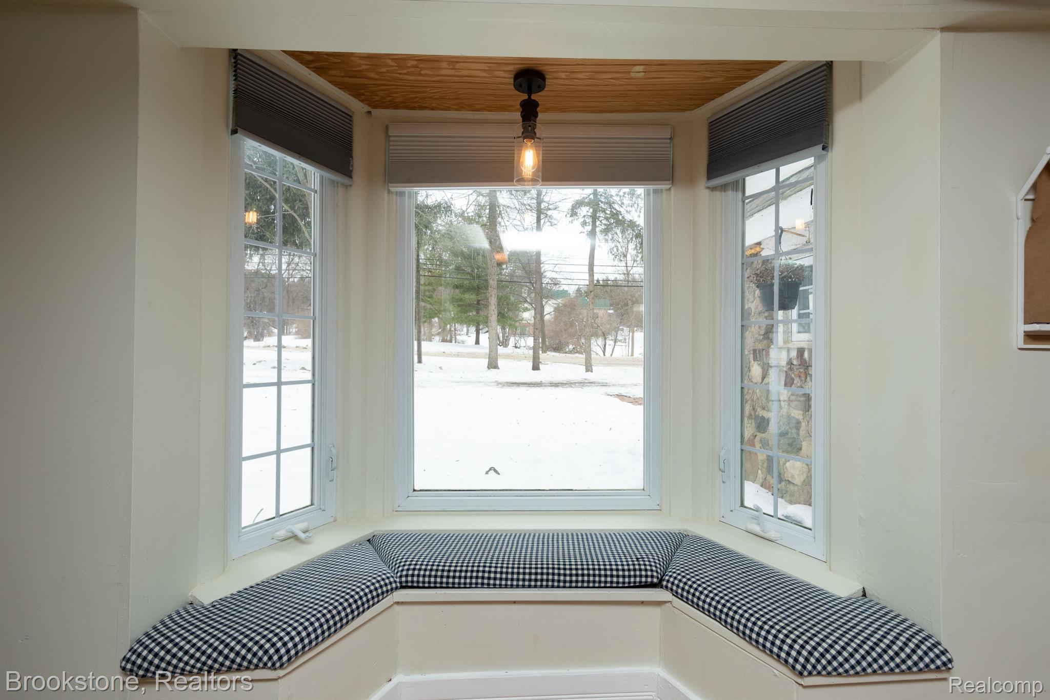 1456 INDIAN LAKE Road