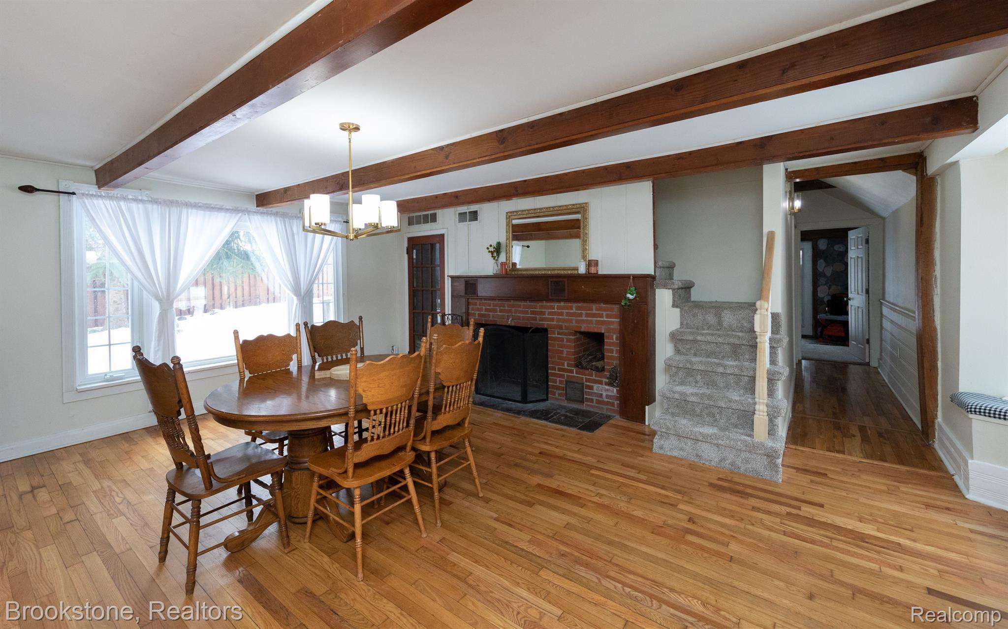 1456 INDIAN LAKE Road