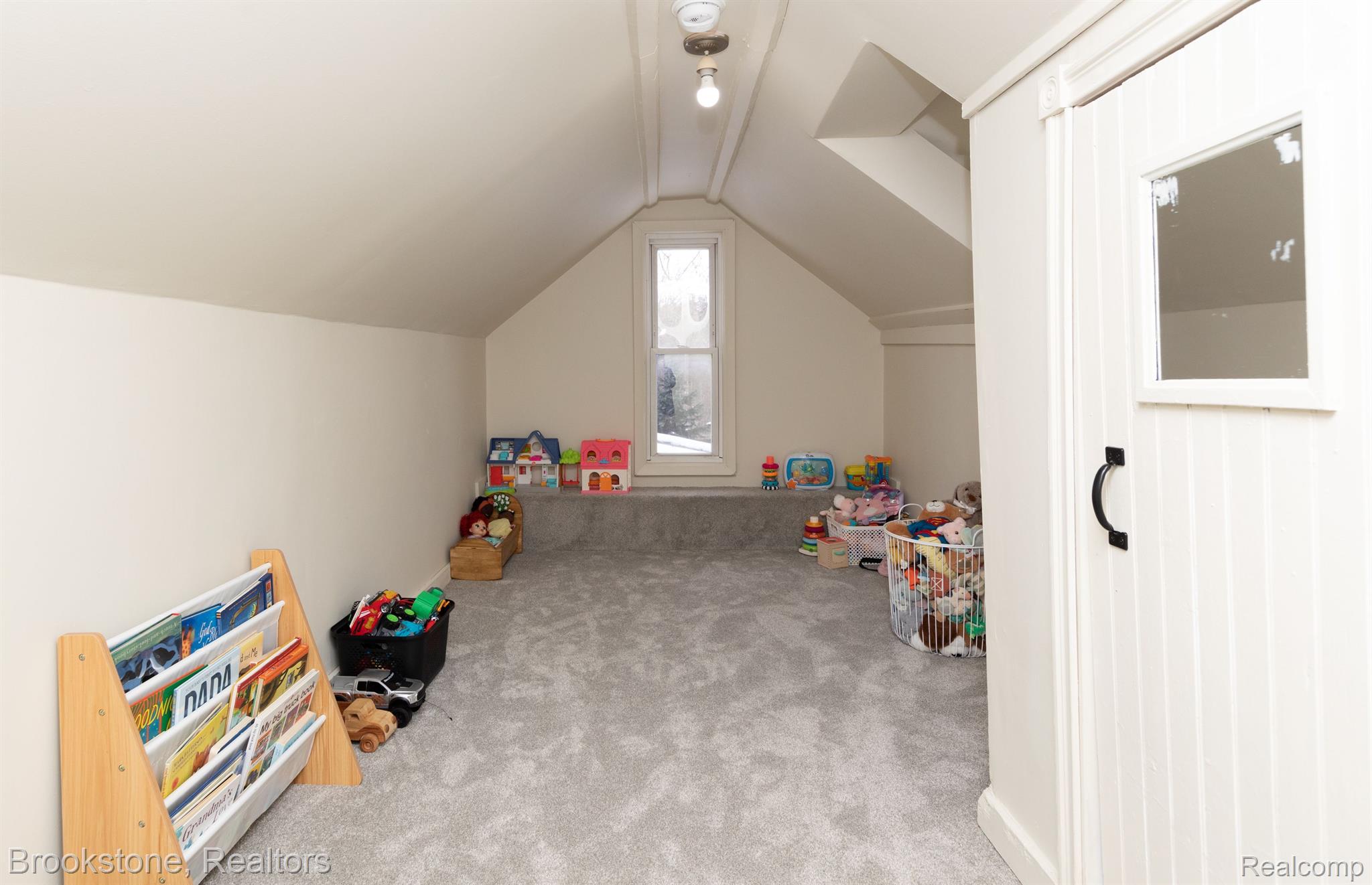 1456 INDIAN LAKE Road