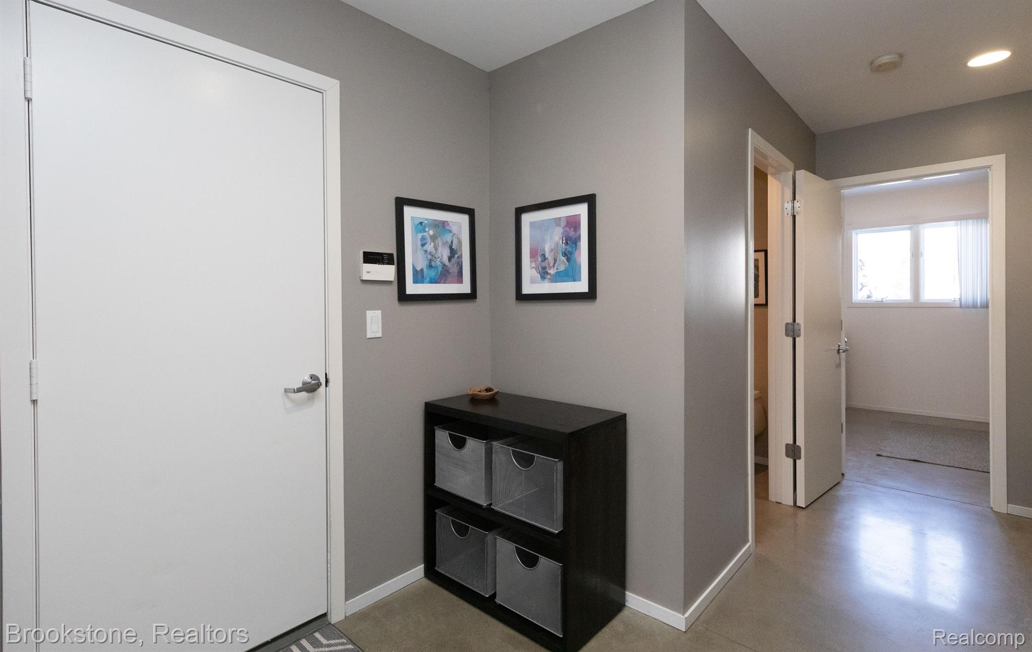 9865 KINGSTON Ridge