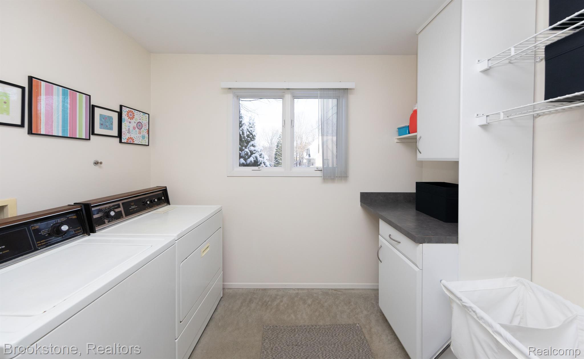 9865 KINGSTON Ridge