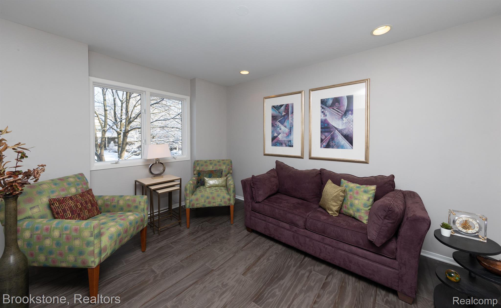 9865 KINGSTON Ridge