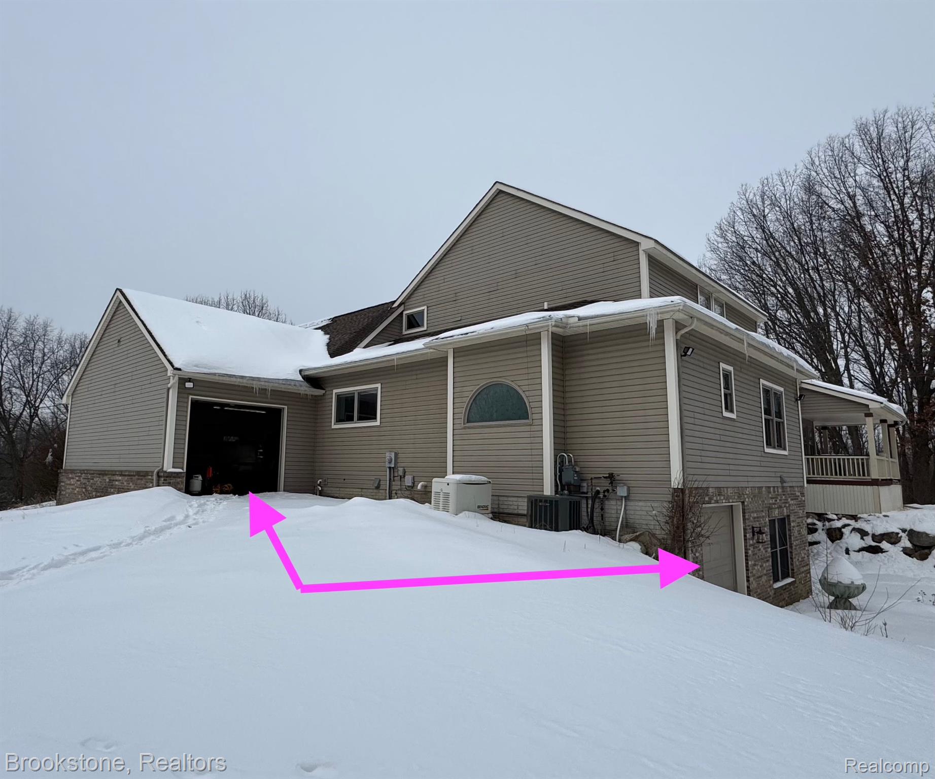 2155 HIDDEN LAKE Trail