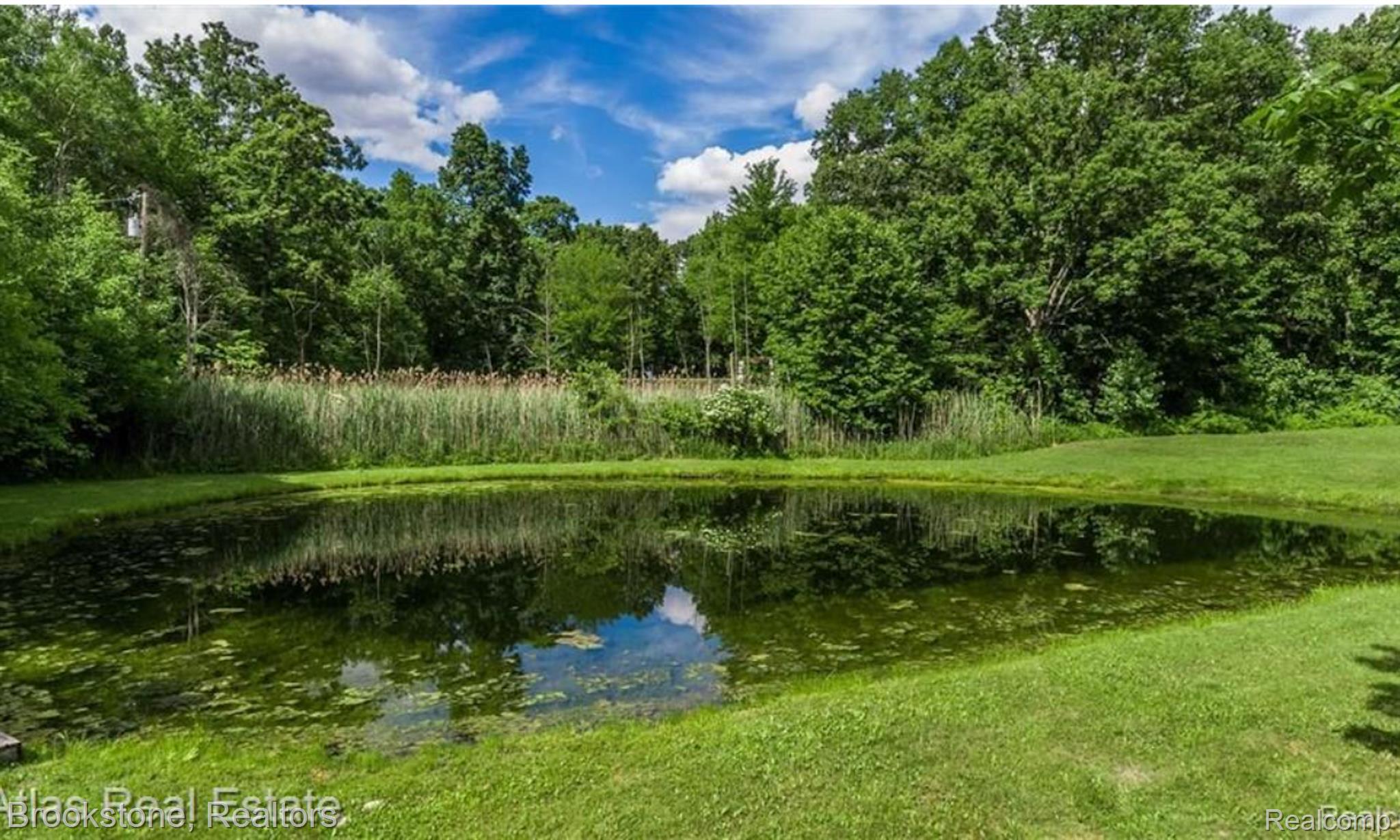 2155 HIDDEN LAKE Trail