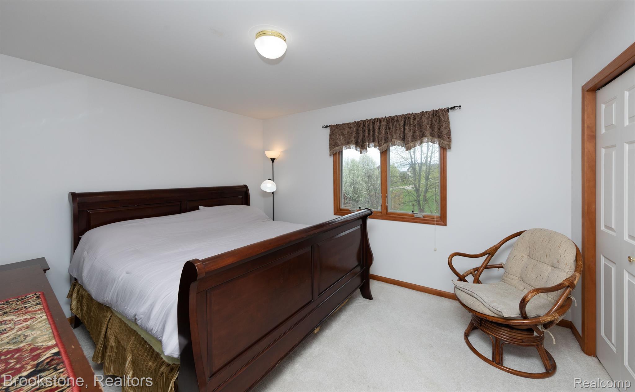 448 MARBLEWOOD Lane